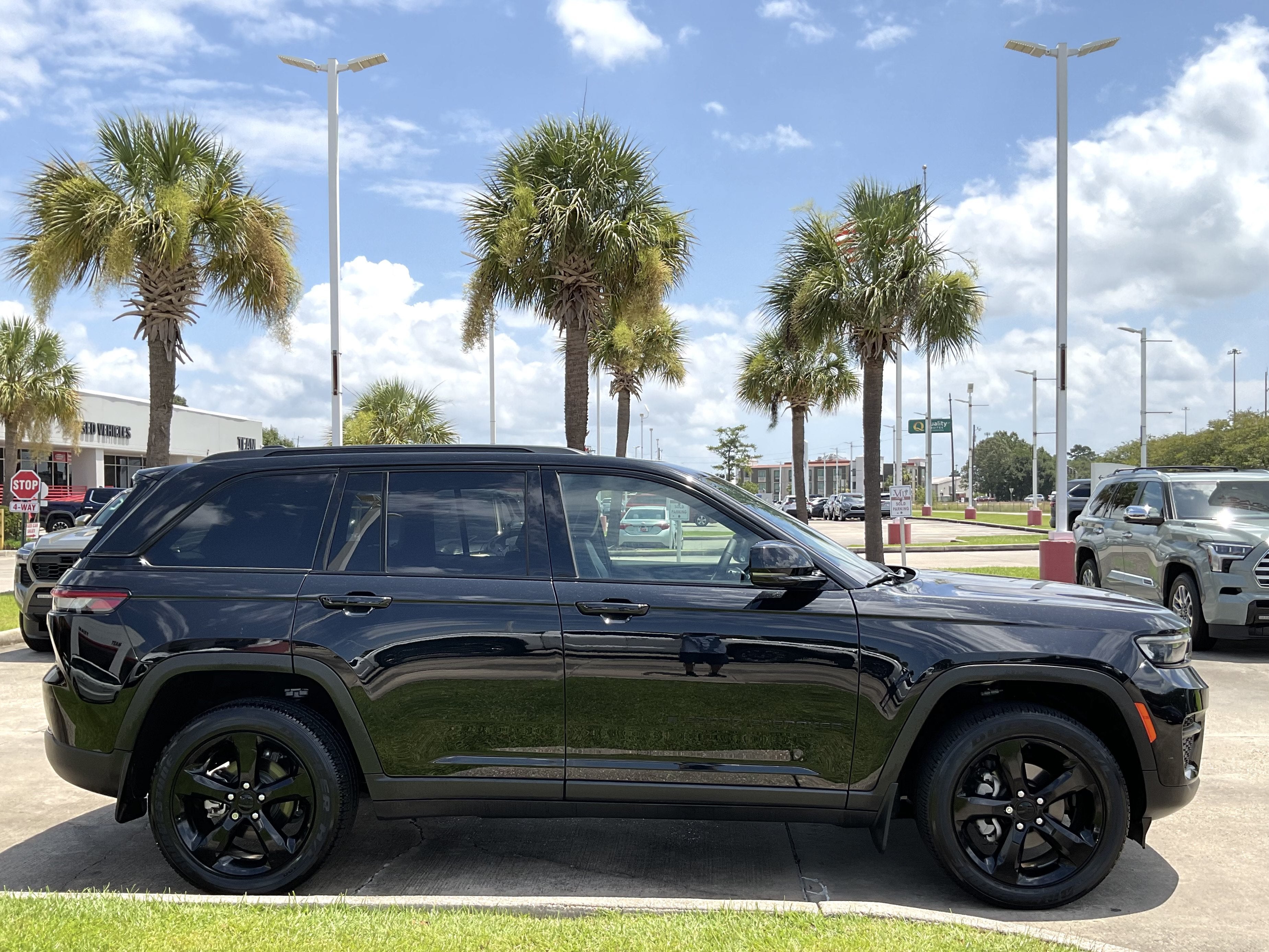 2024 Jeep Grand Cherokee Altitude X