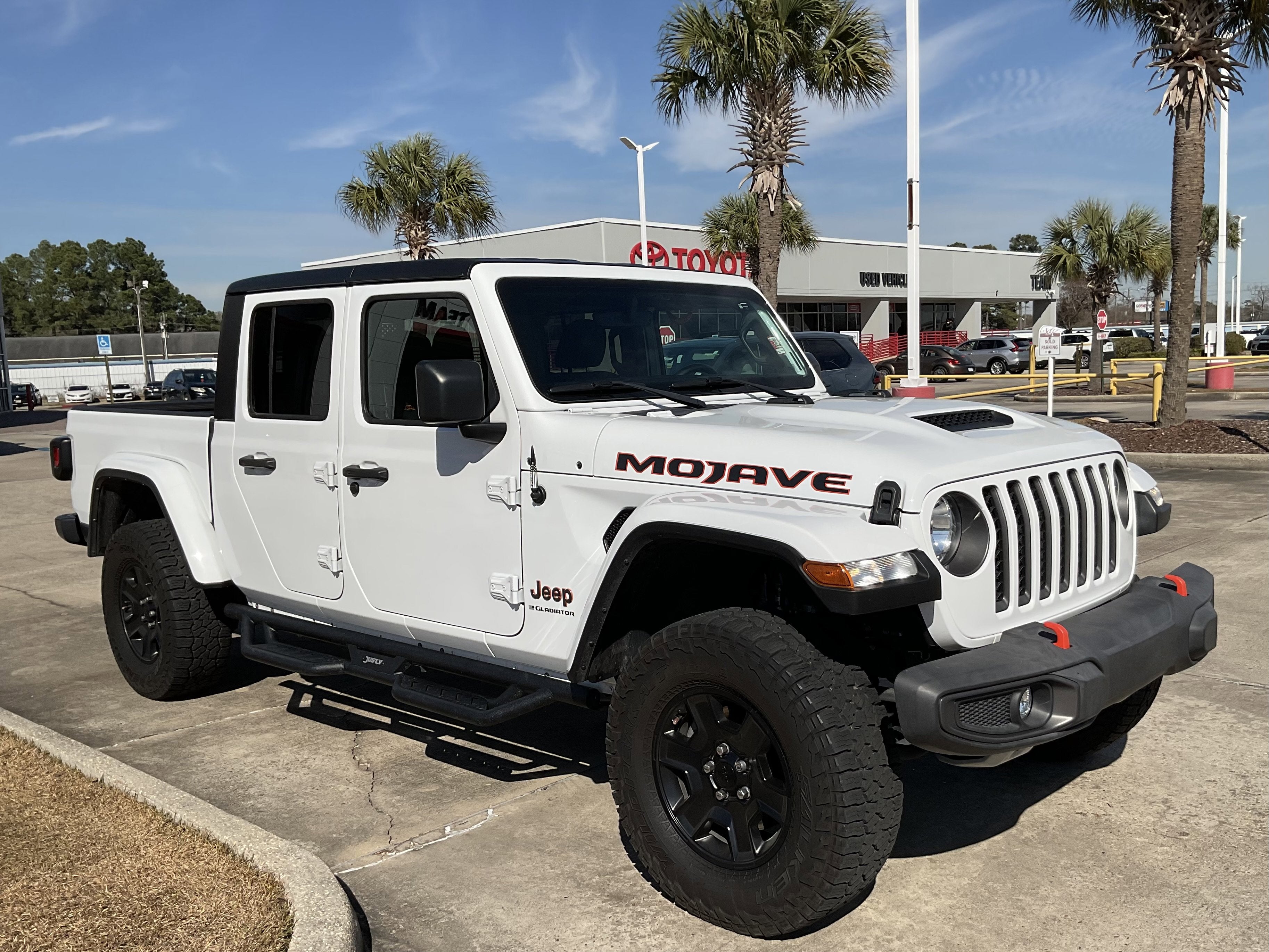 2023 Jeep Gladiator Mojave