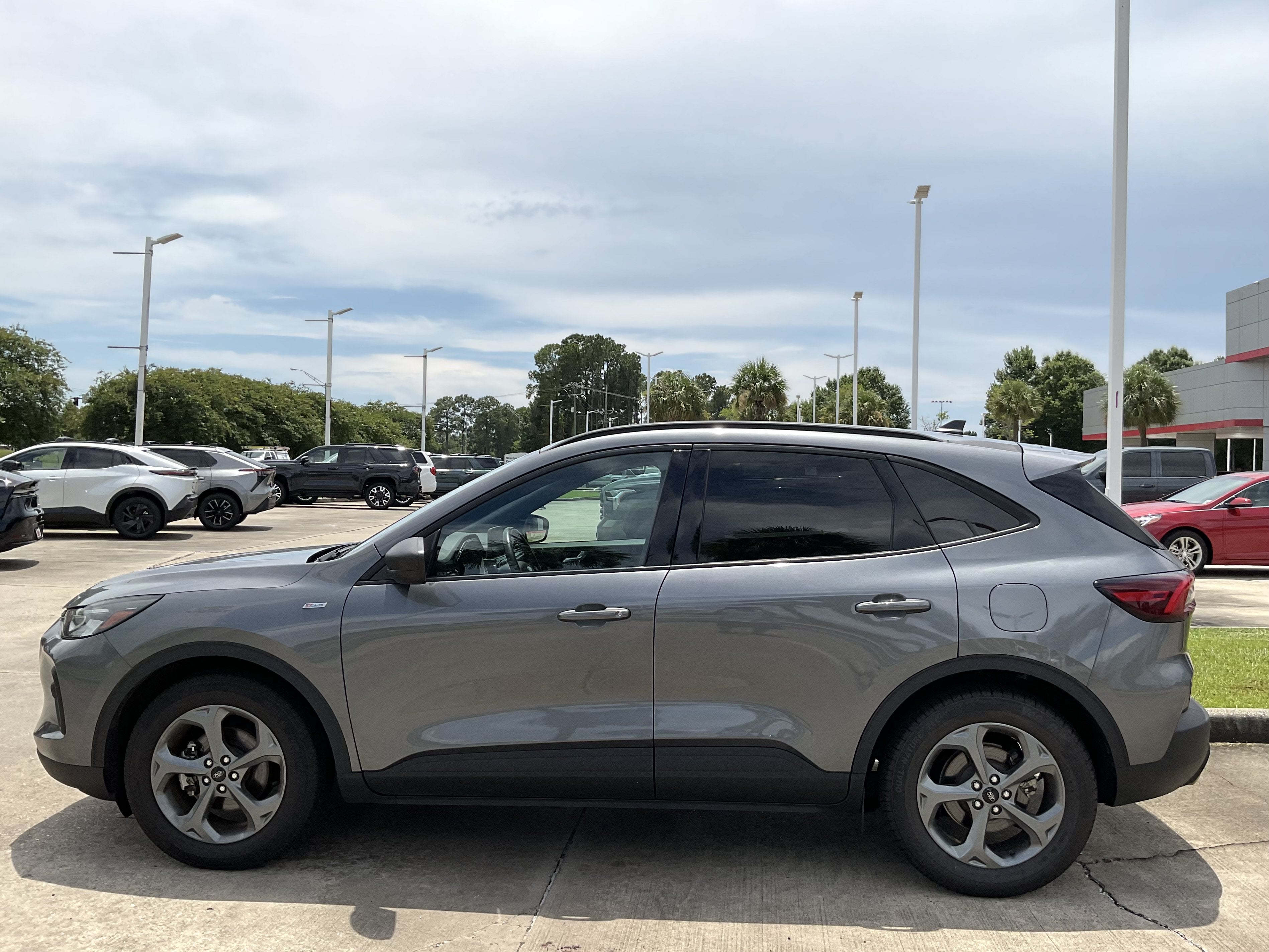 2025 Ford Escape ST-Line