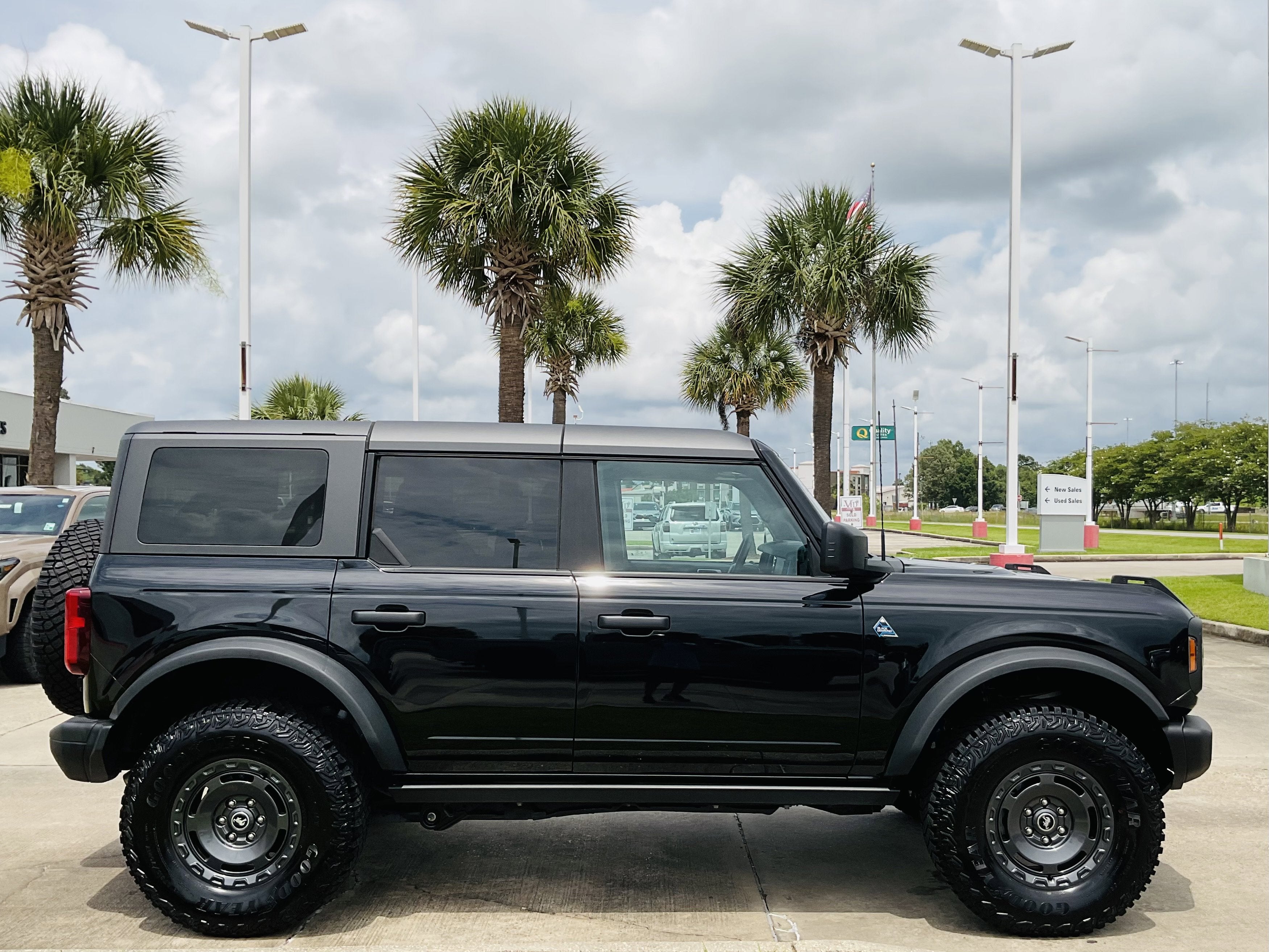2024 Ford Bronco Black Diamond