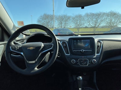 2018 Chevrolet Malibu LS