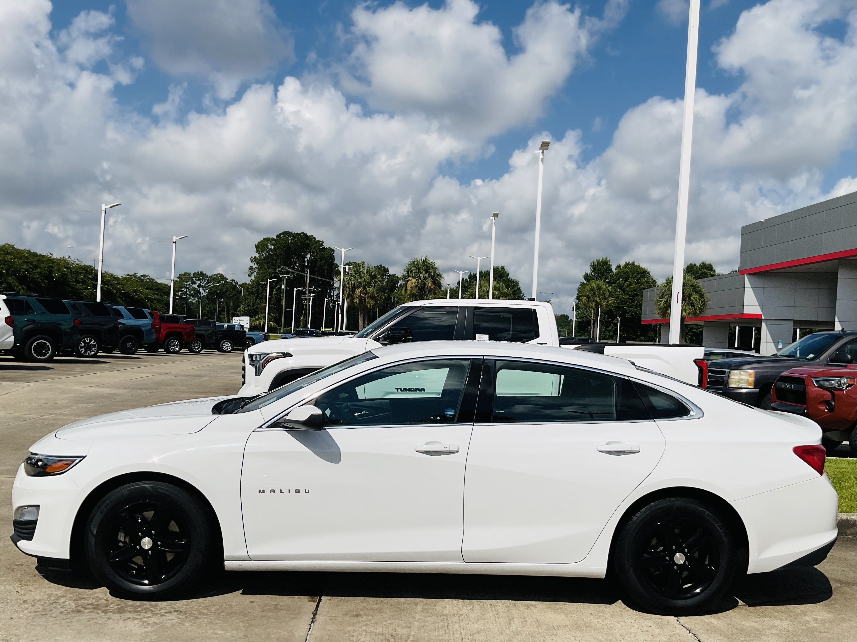 2022 Chevrolet Malibu LS