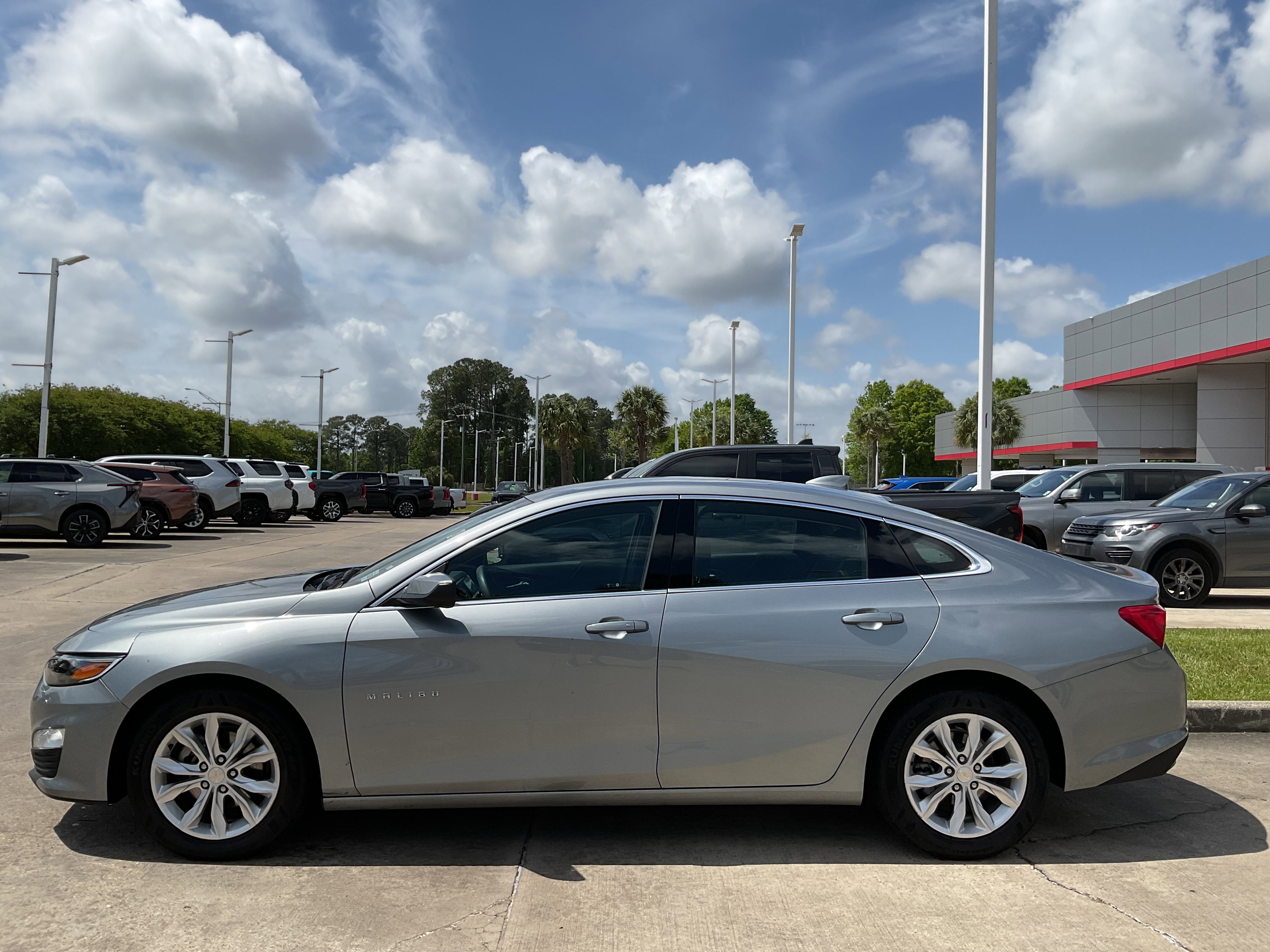2023 Chevrolet Malibu LT