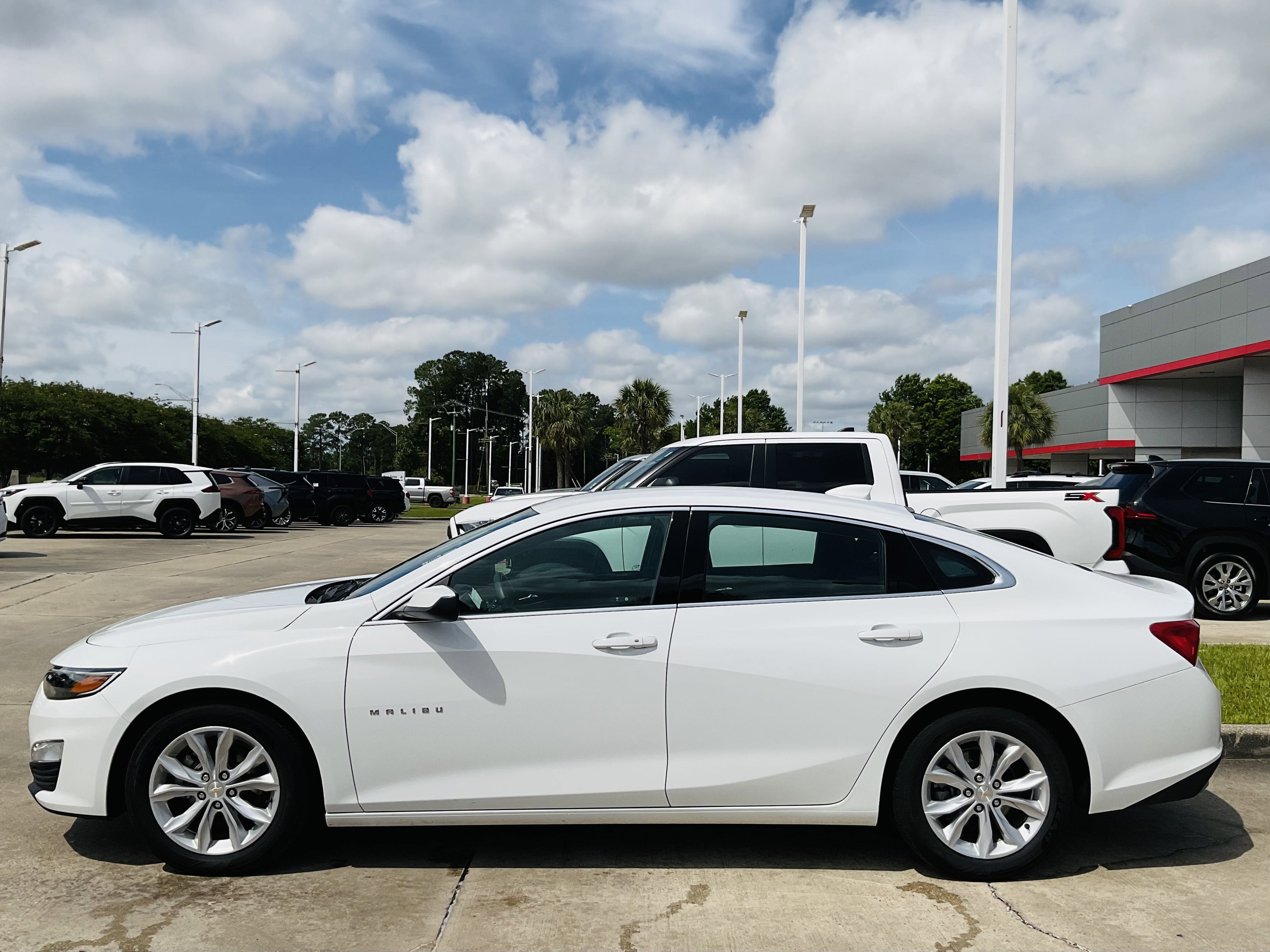 2024 Chevrolet Malibu LT