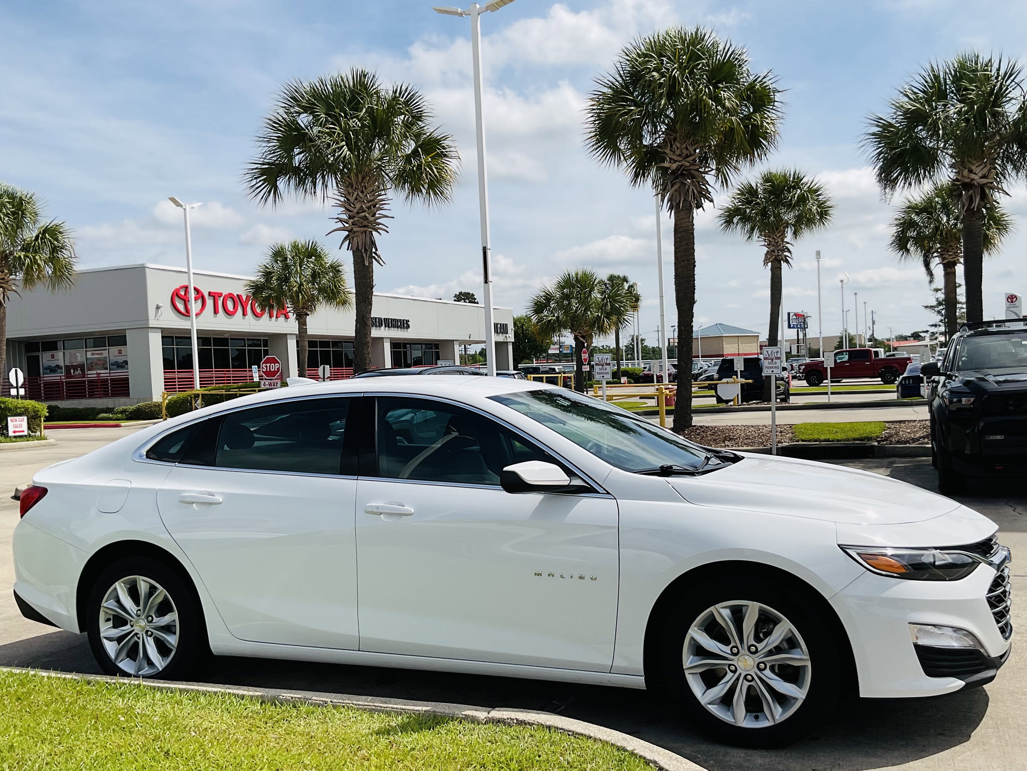 2024 Chevrolet Malibu LT