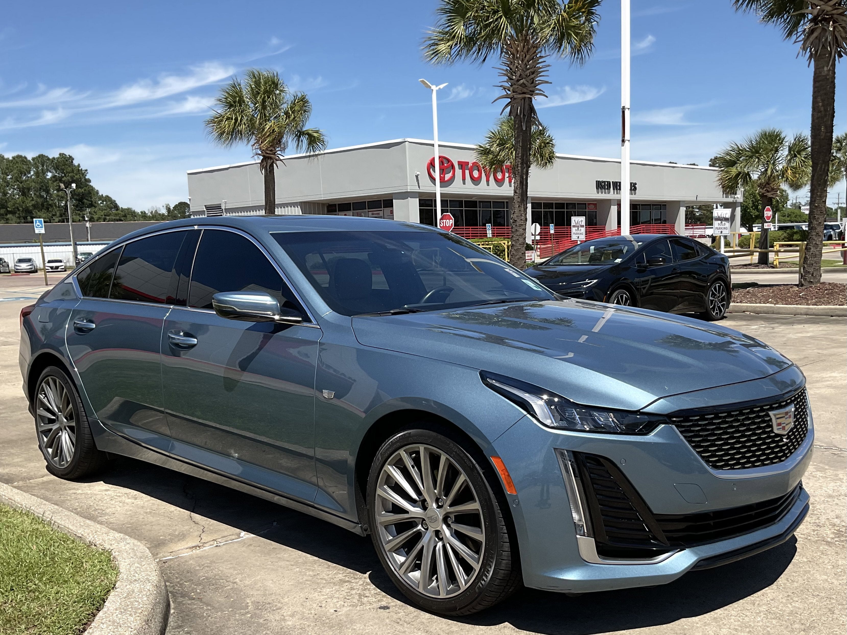 2023 Cadillac CT5 Premium Luxury