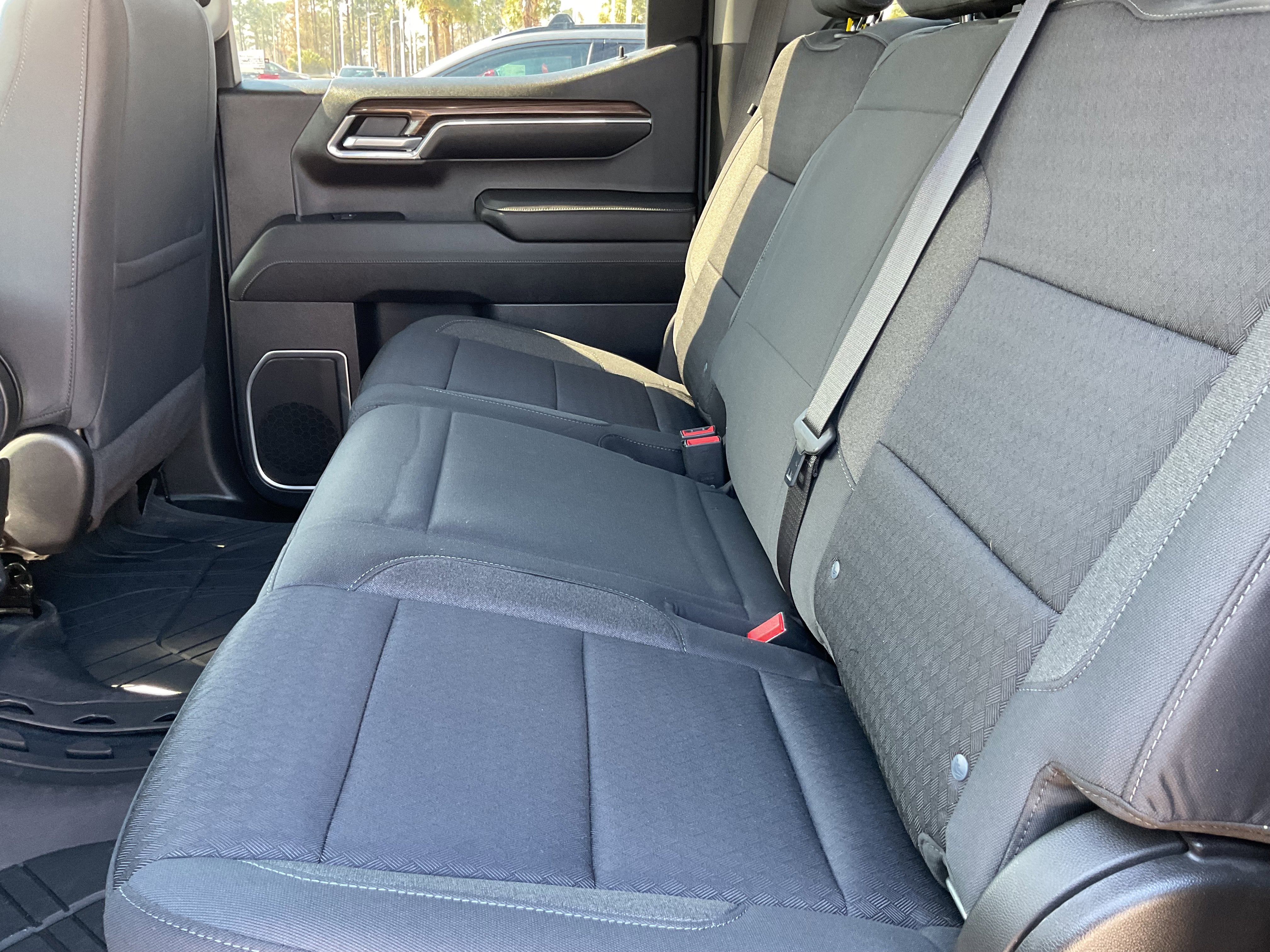 2023 Chevrolet Silverado LT