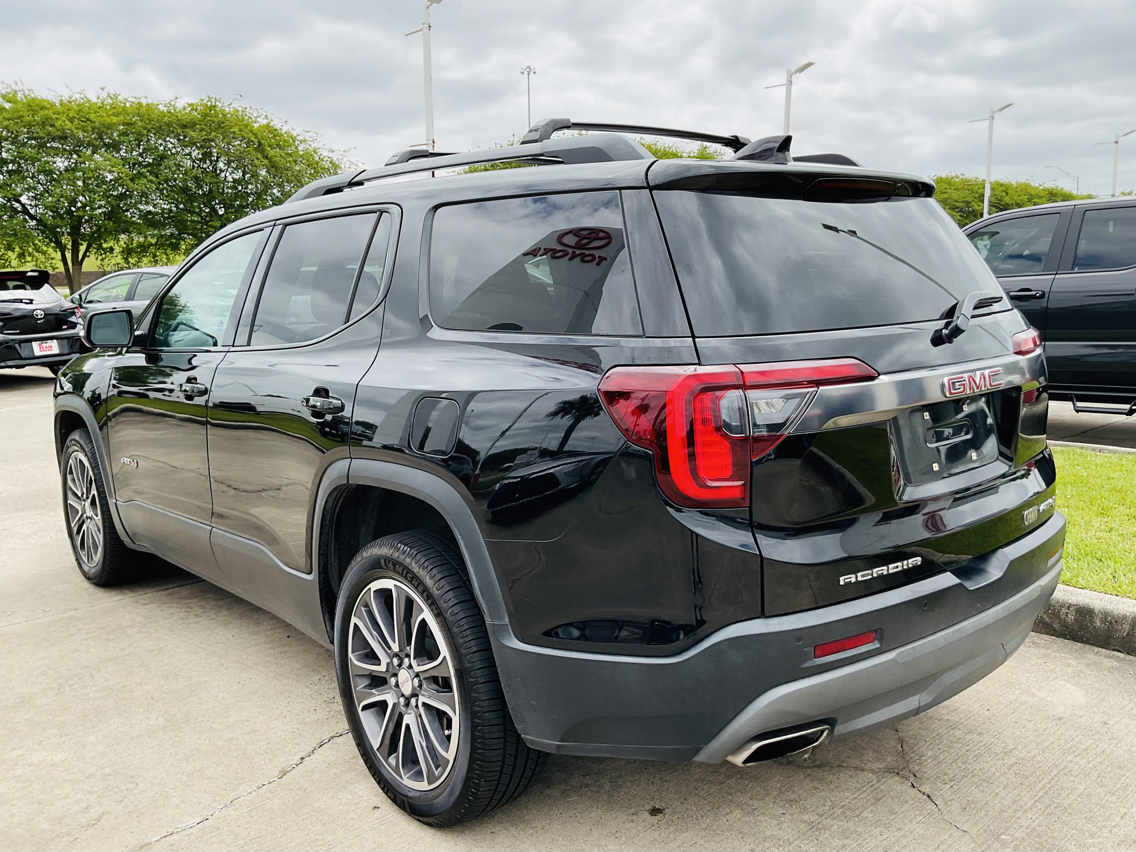 2021 GMC Acadia AT4
