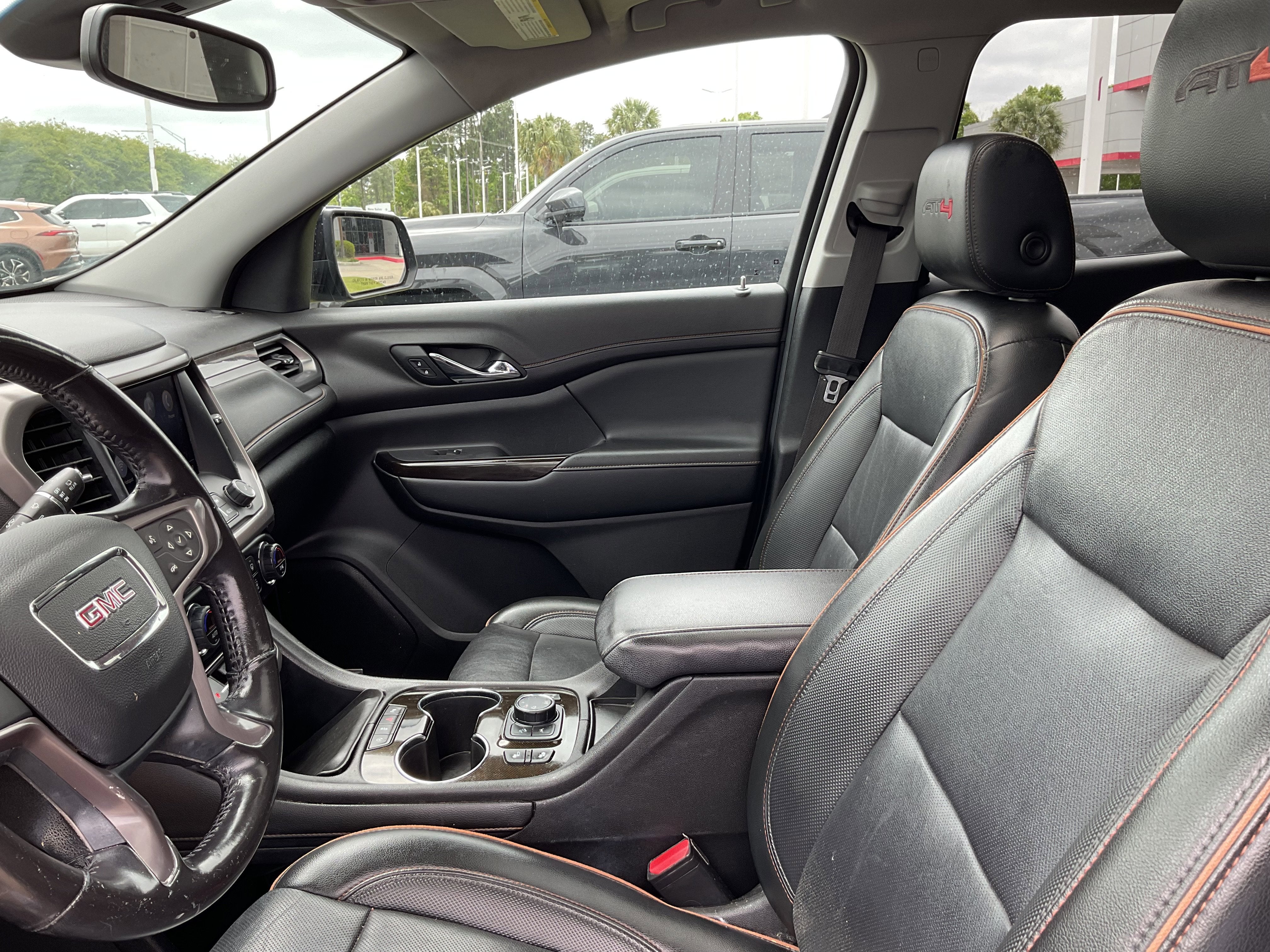 2021 GMC Acadia AT4