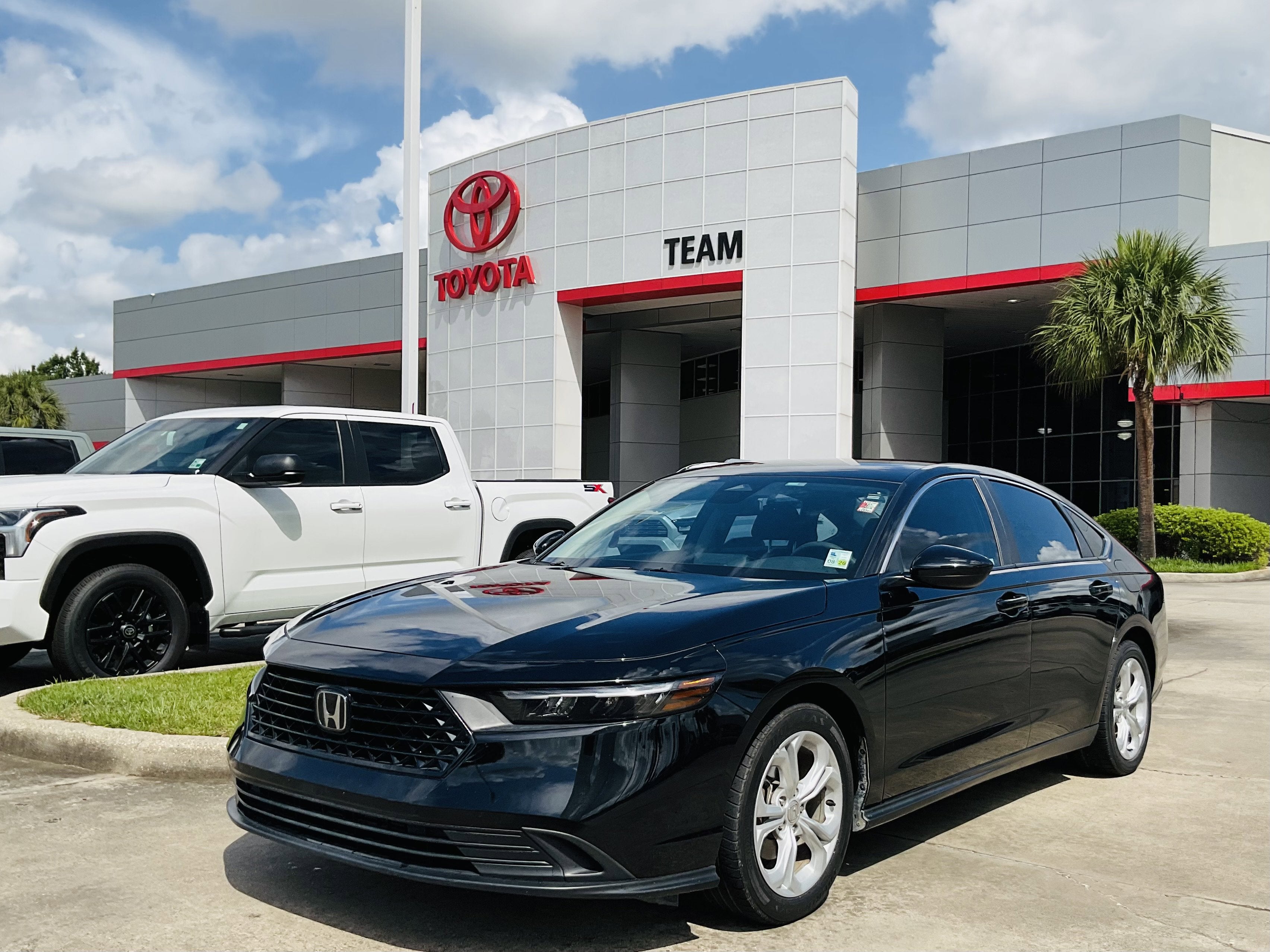 2024 Honda Accord 1.5T LX CVT's photo