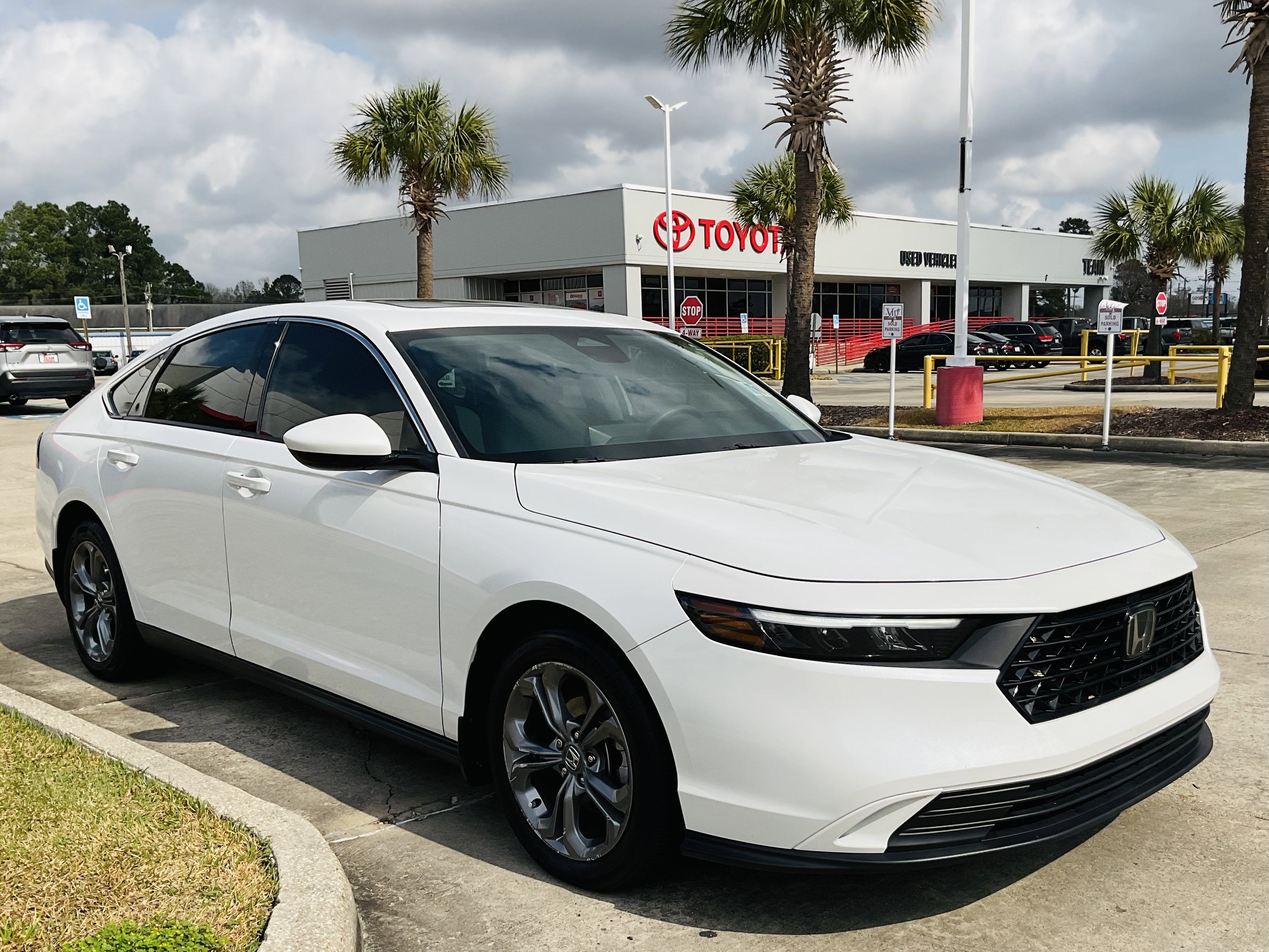 2024 Honda Accord EX