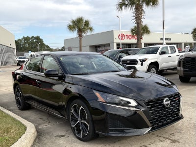 2025 Nissan Altima SR