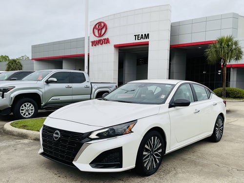 2025 Nissan Altima SV