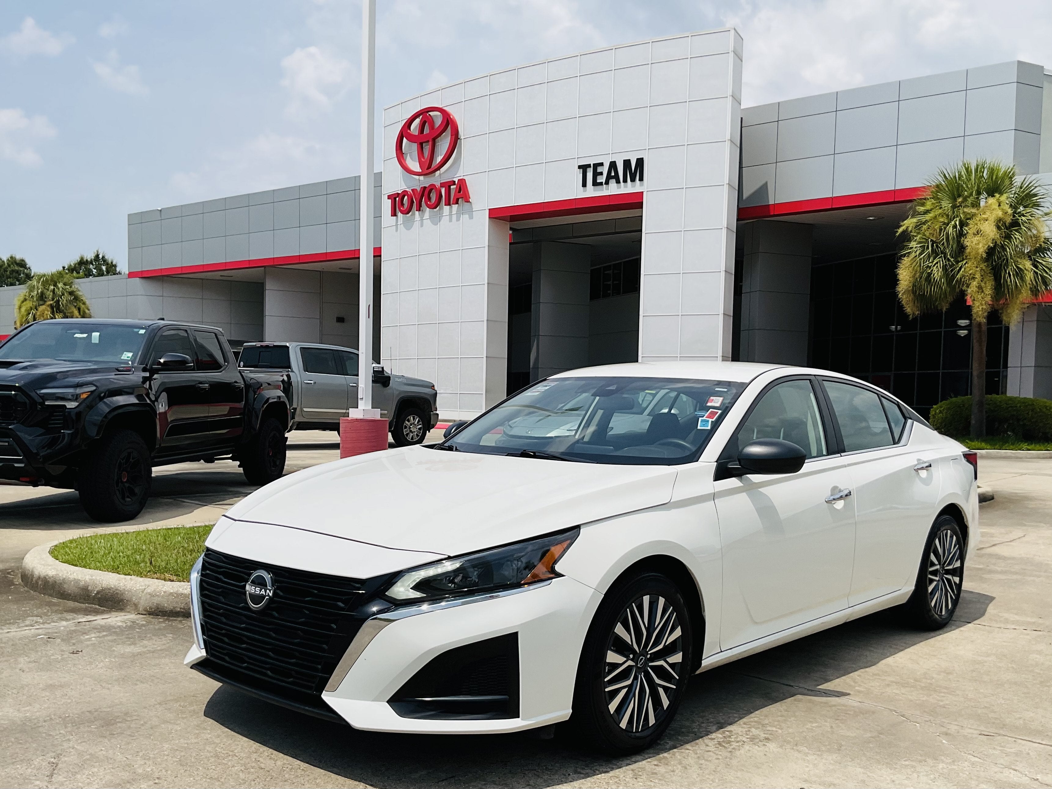 2025 Nissan Altima