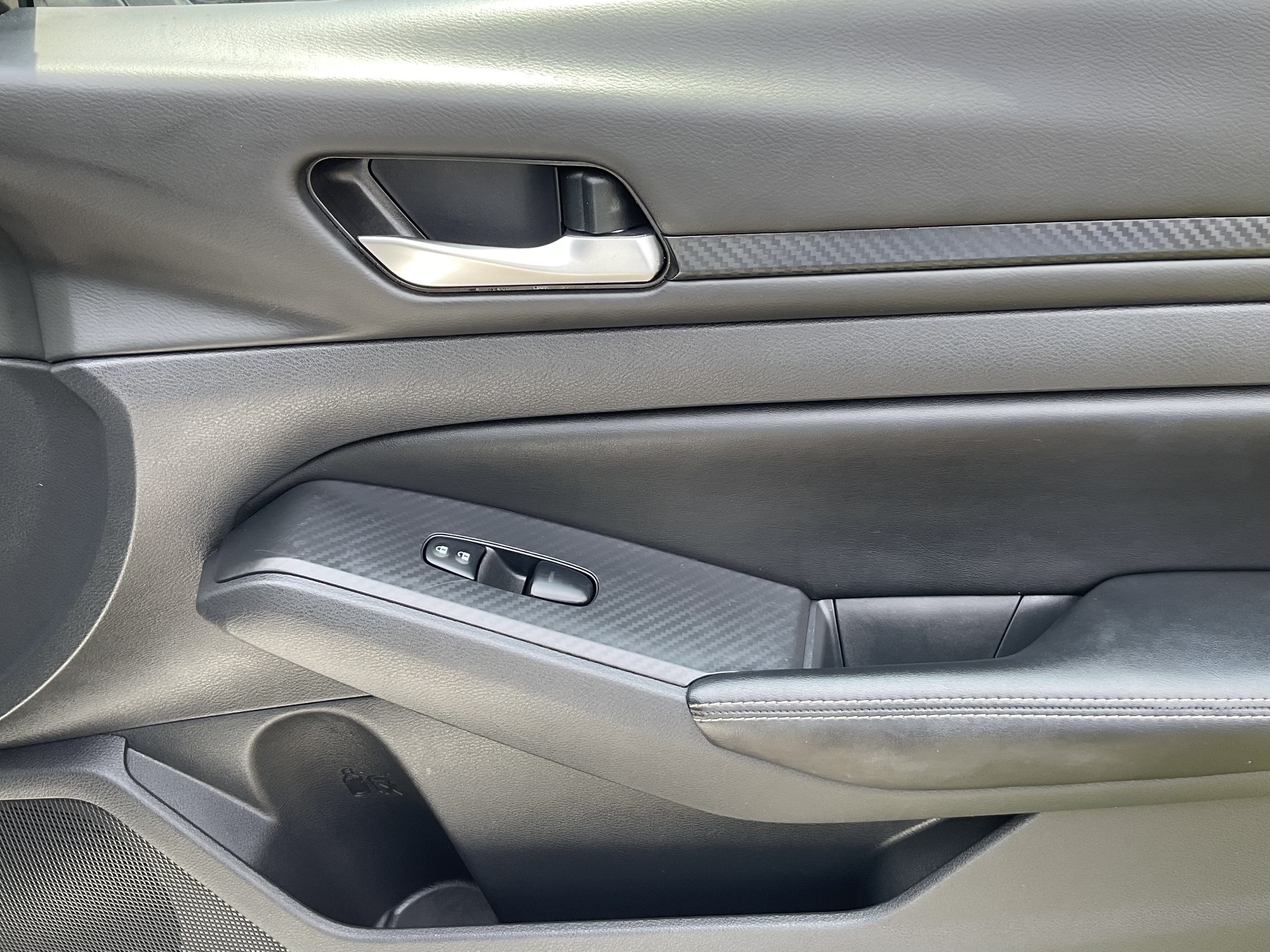 2025 Nissan Altima SV - Photo 15