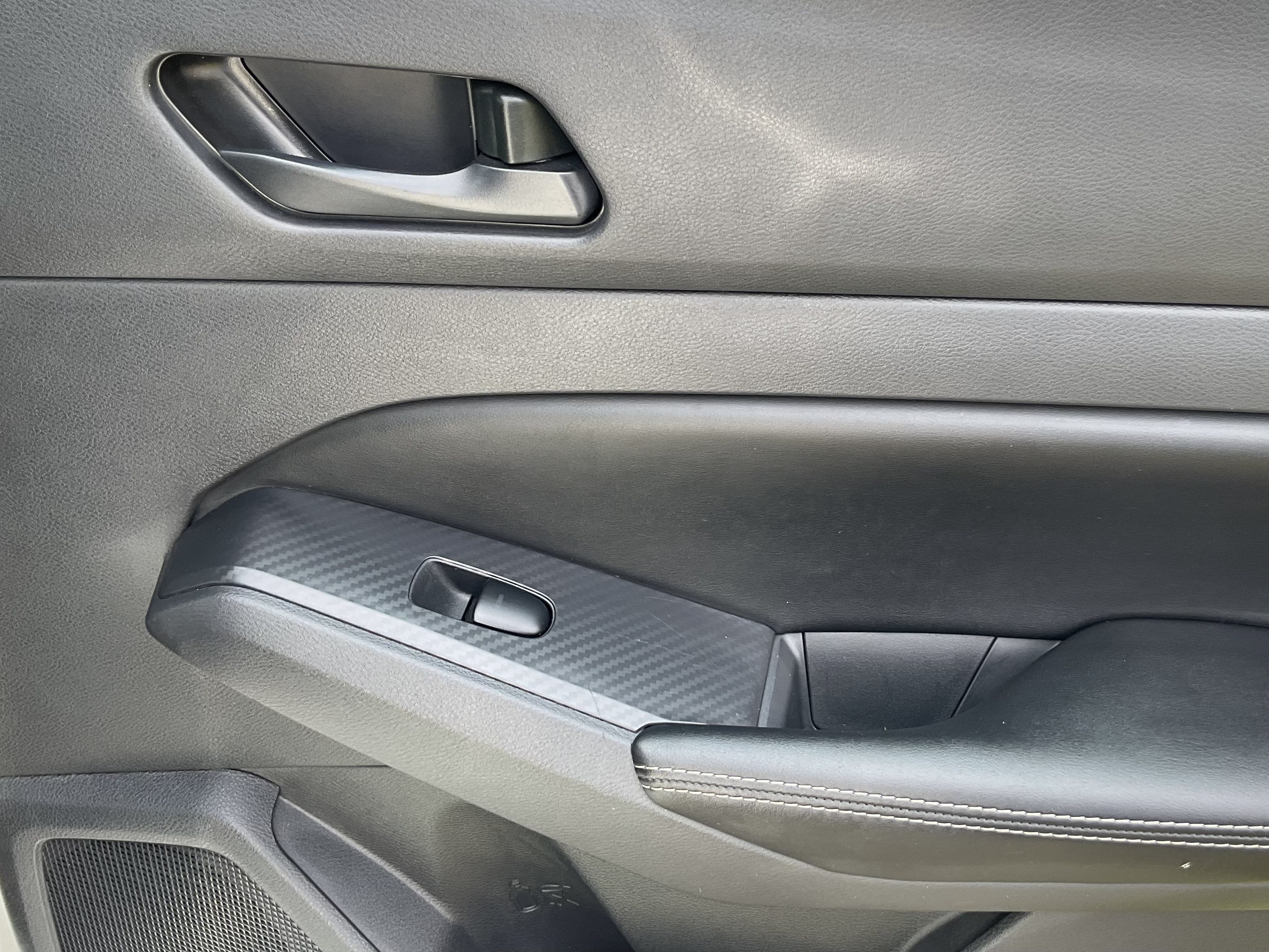 2025 Nissan Altima SV - Photo 17
