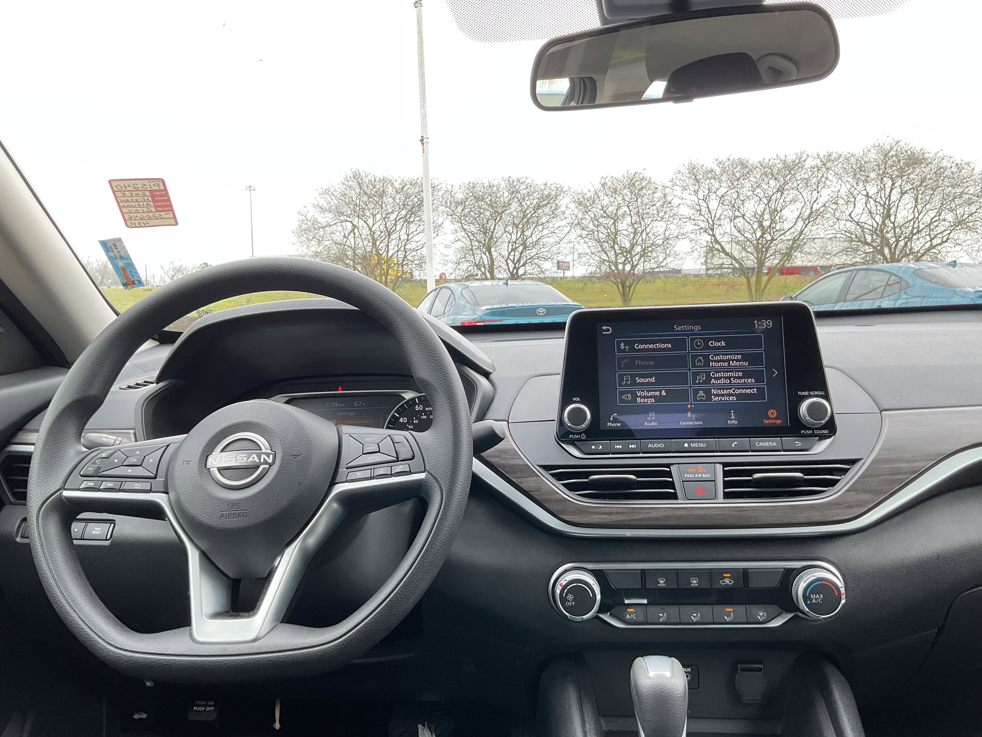 2025 Nissan Altima SV