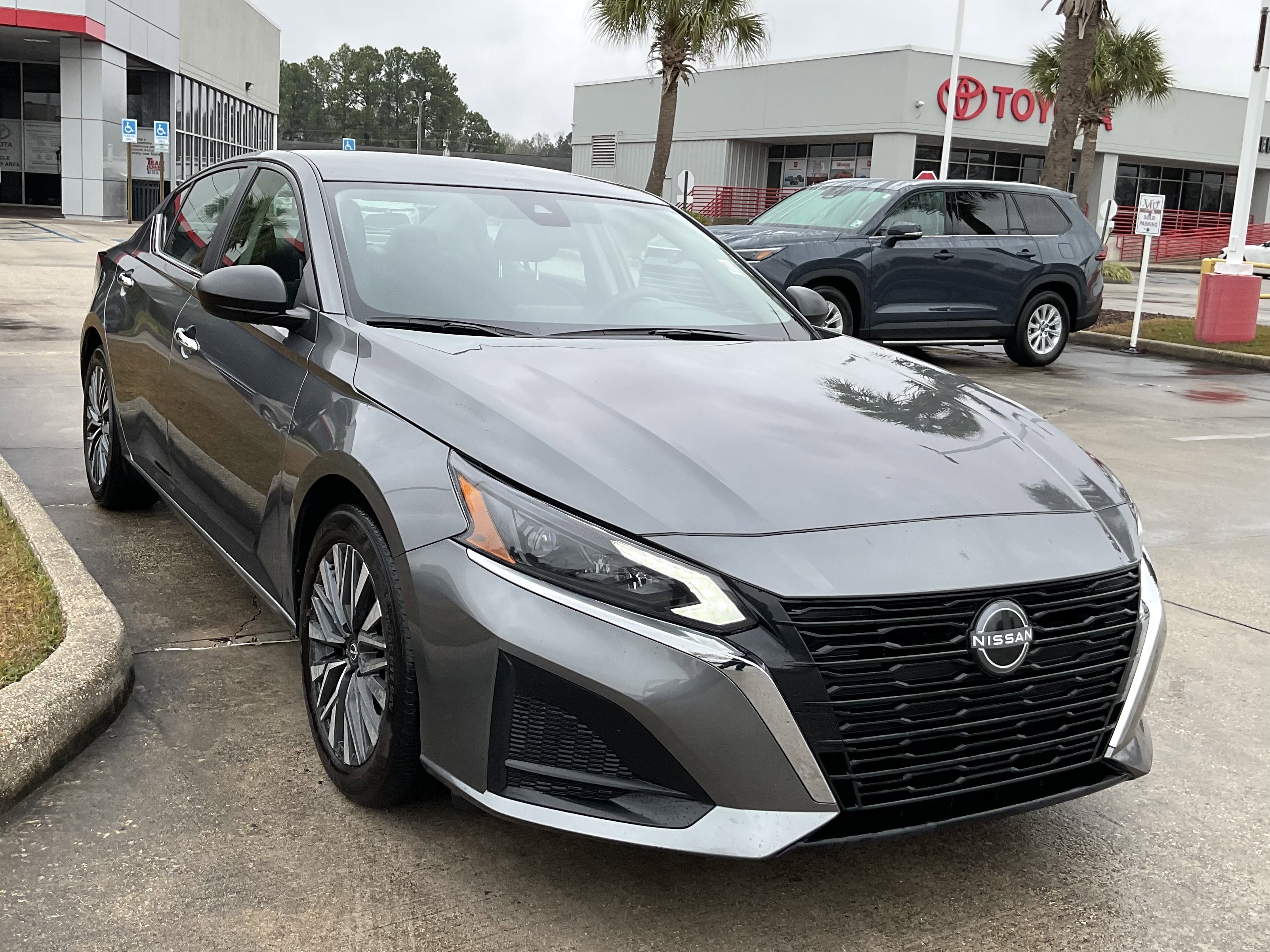 2025 Nissan Altima SV