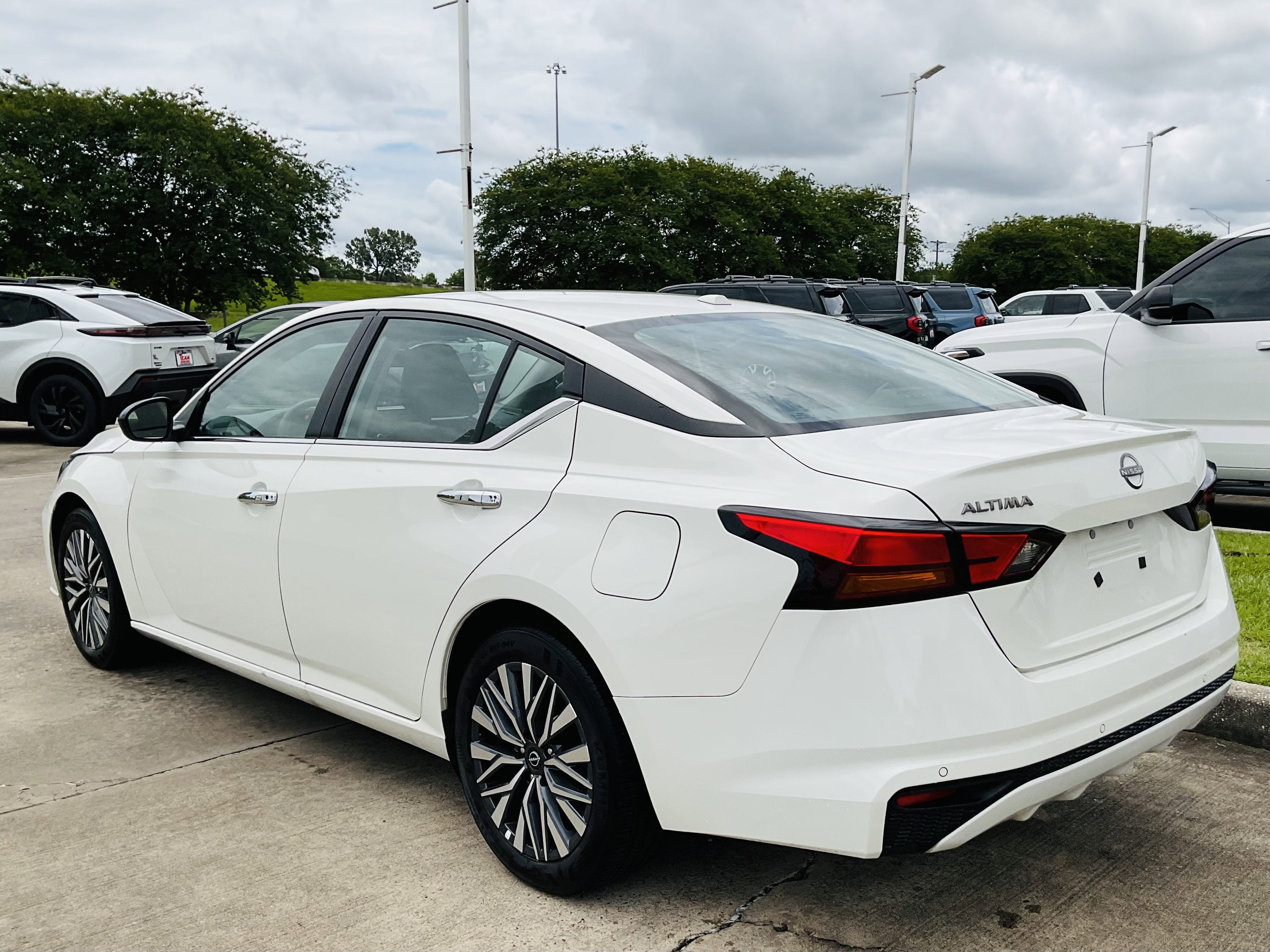 2025 Nissan Altima SV