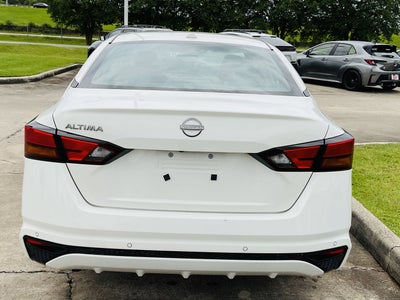 2025 Nissan Altima SV