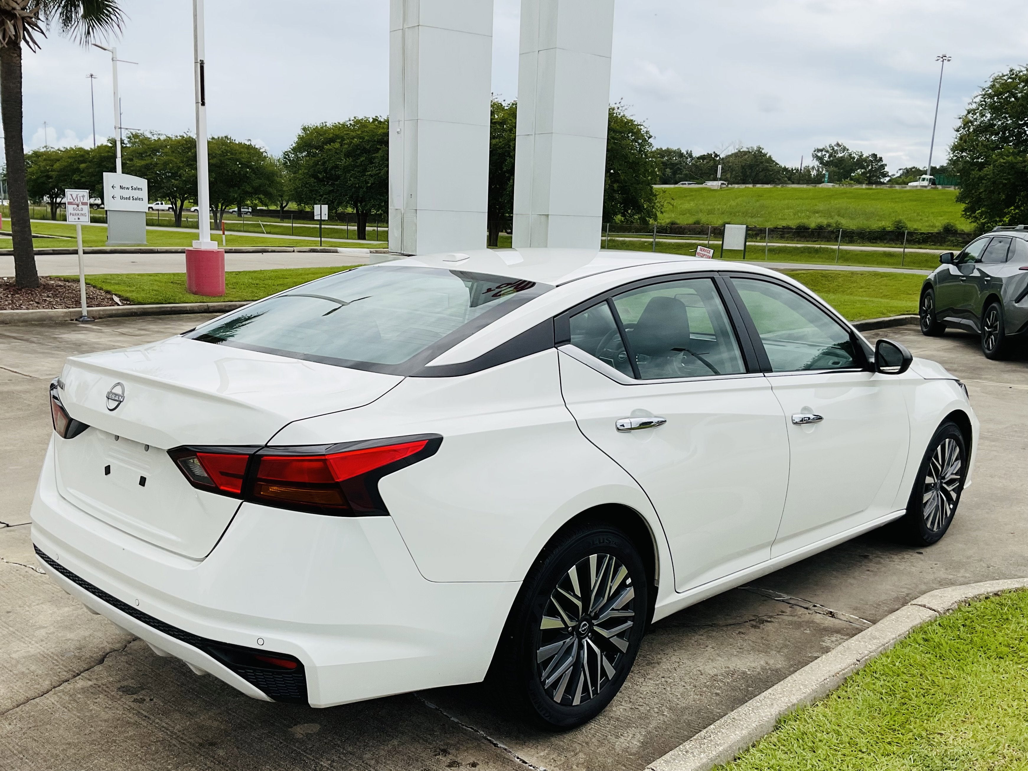 2025 Nissan Altima SV