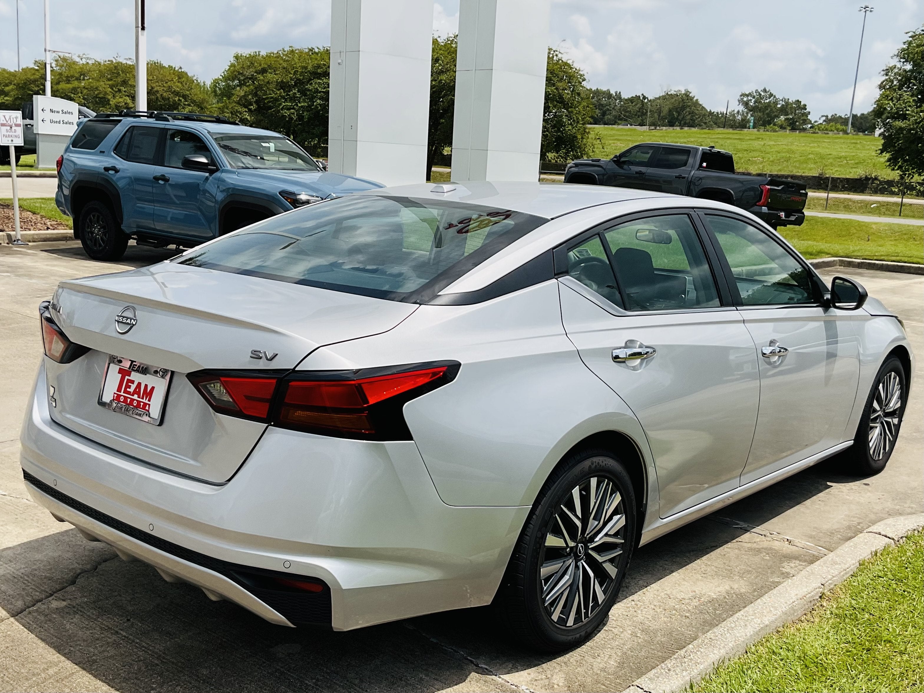 2024 Nissan Altima 2.5 SV