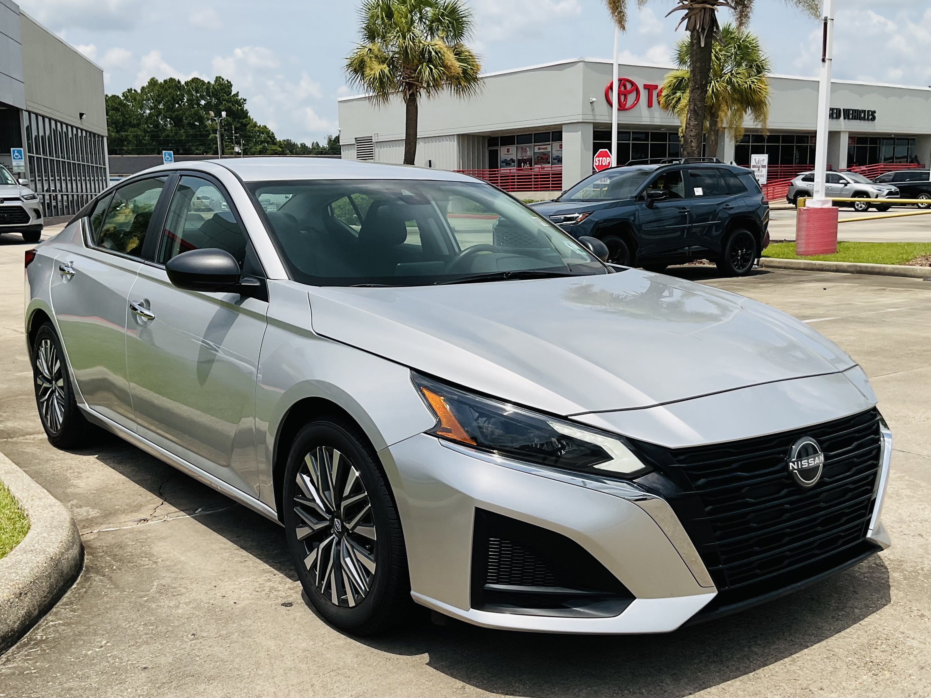 2024 Nissan Altima 2.5 SV