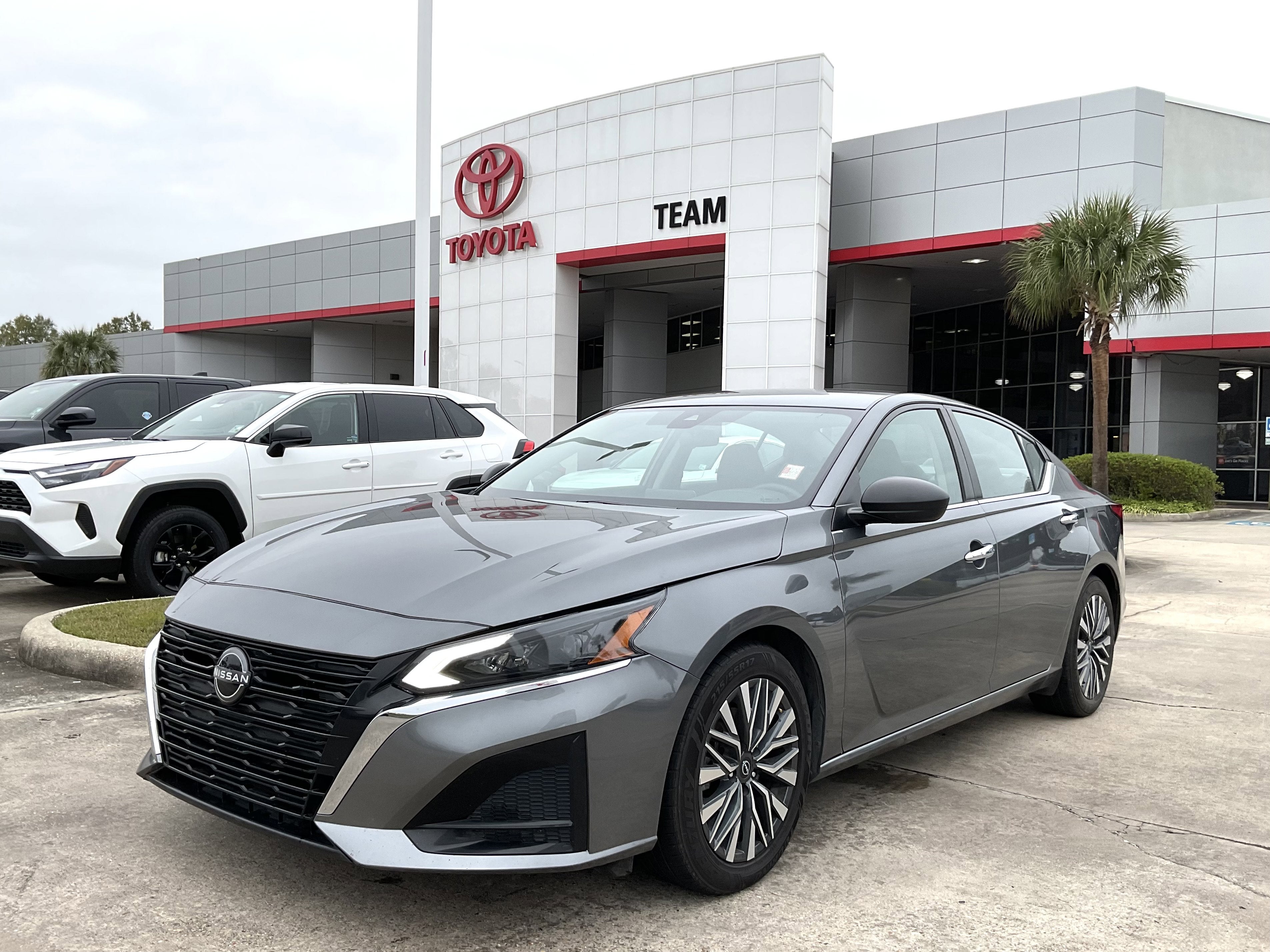 2024 Nissan Altima 2.5 SV