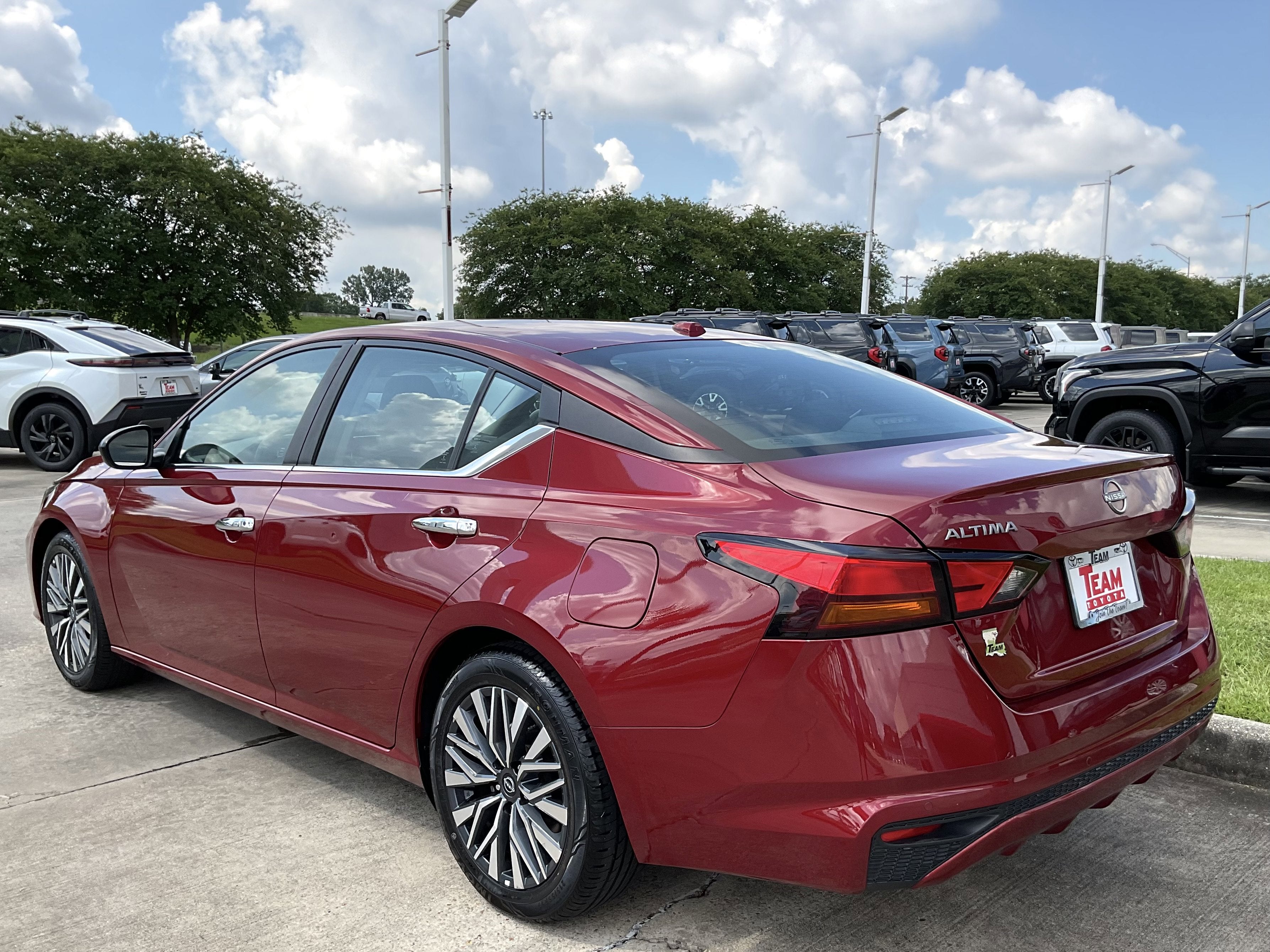2025 Nissan Altima SV
