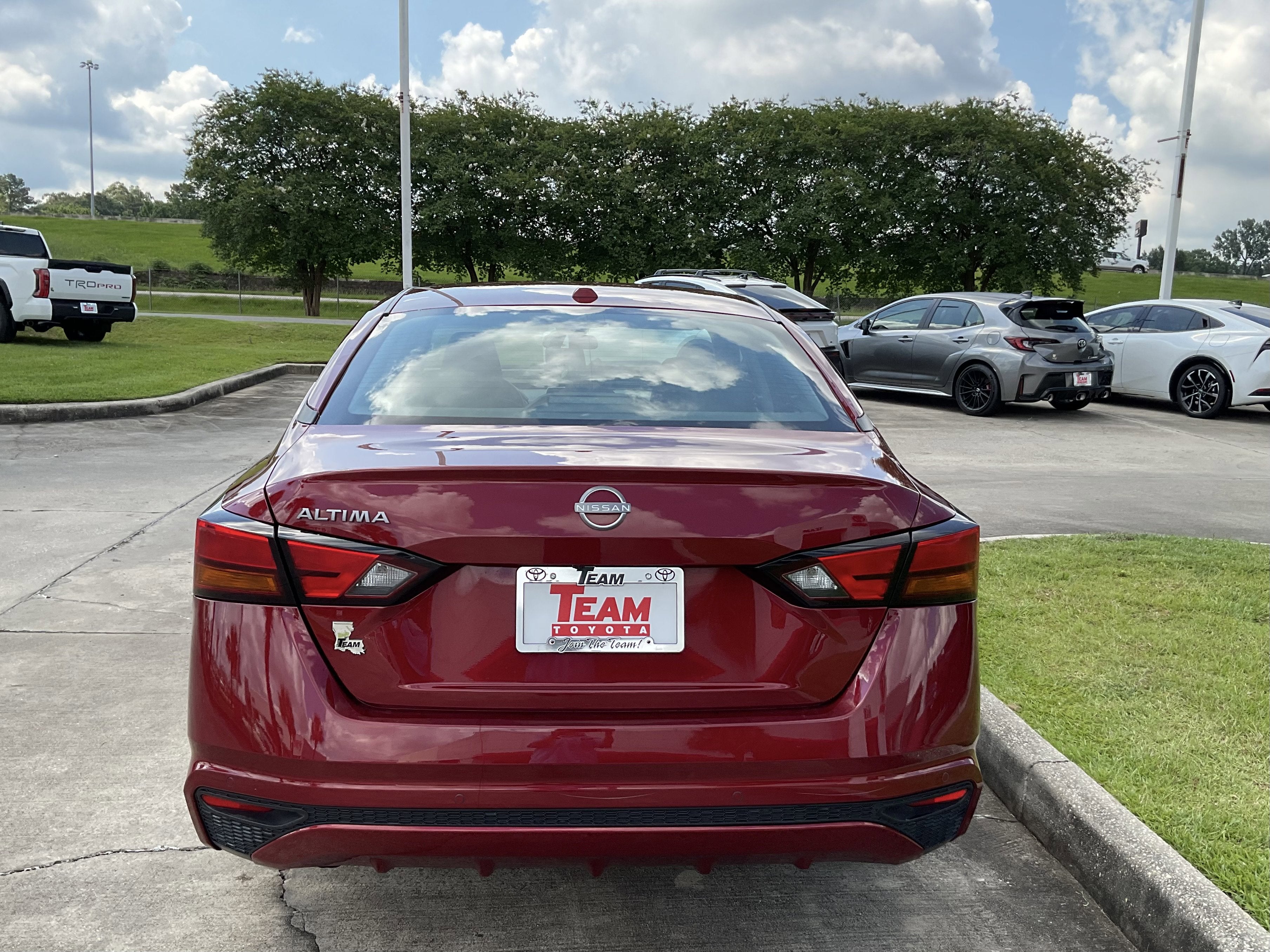 2025 Nissan Altima SV