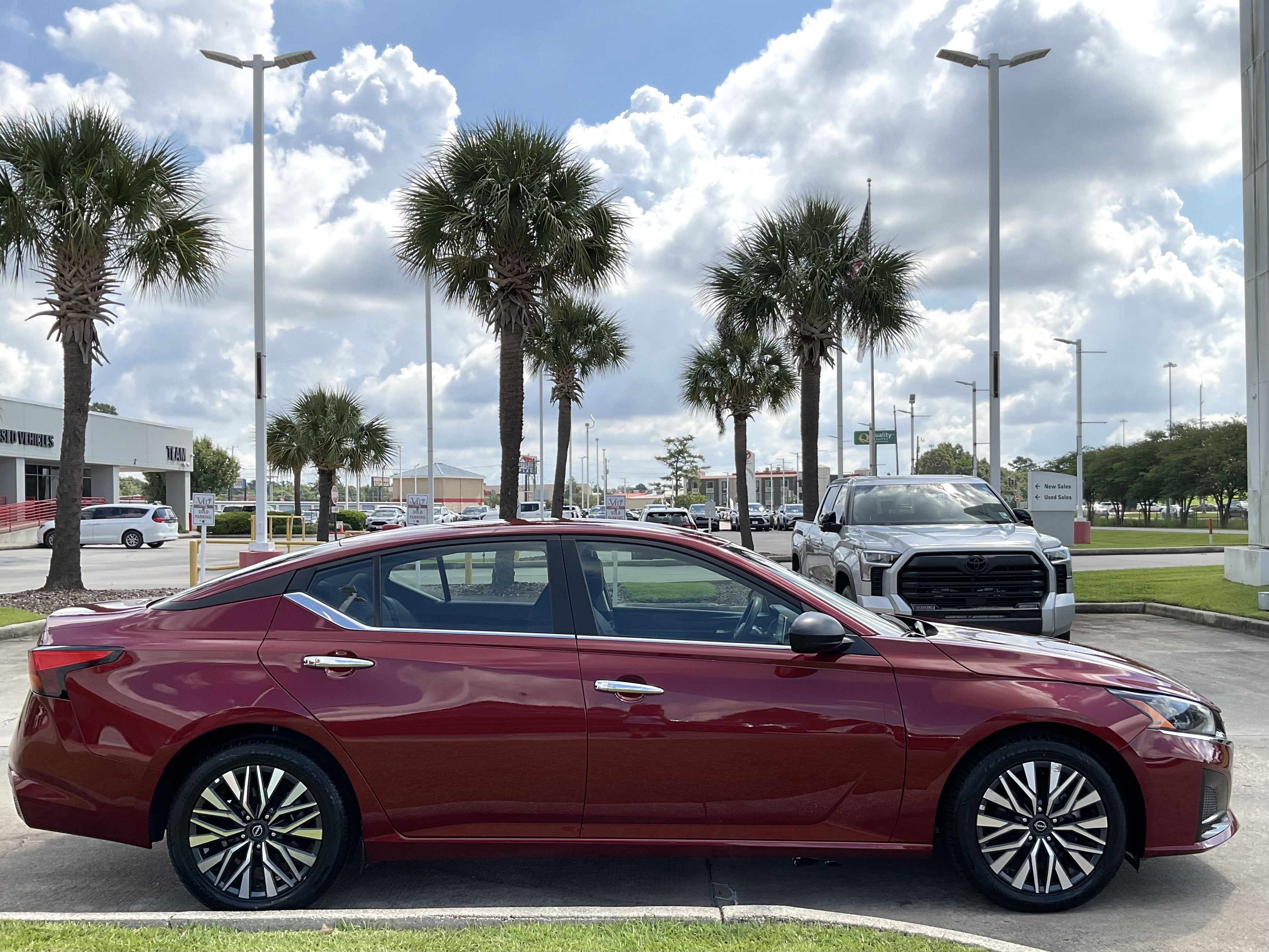 2025 Nissan Altima SV