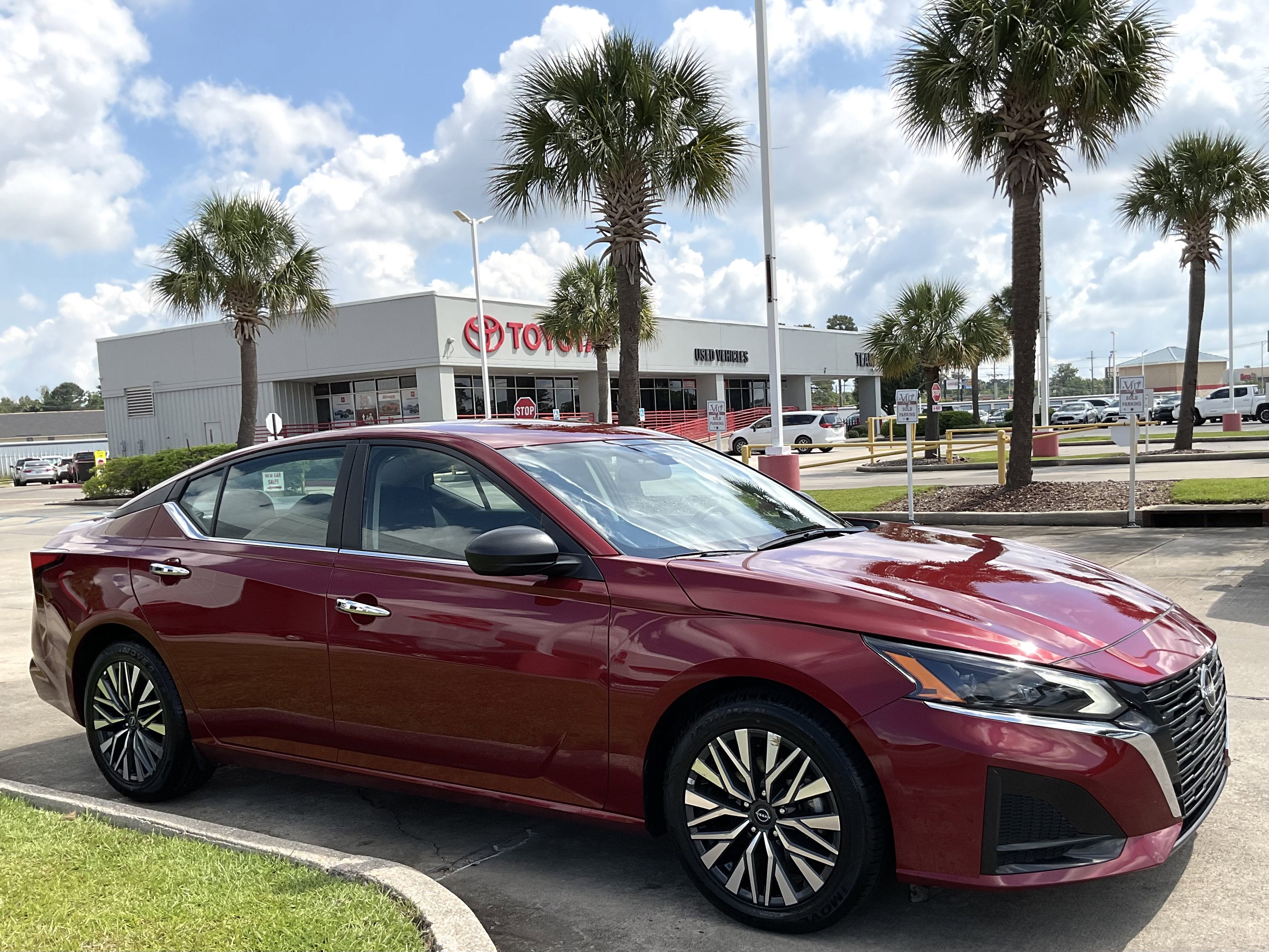 2025 Nissan Altima SV