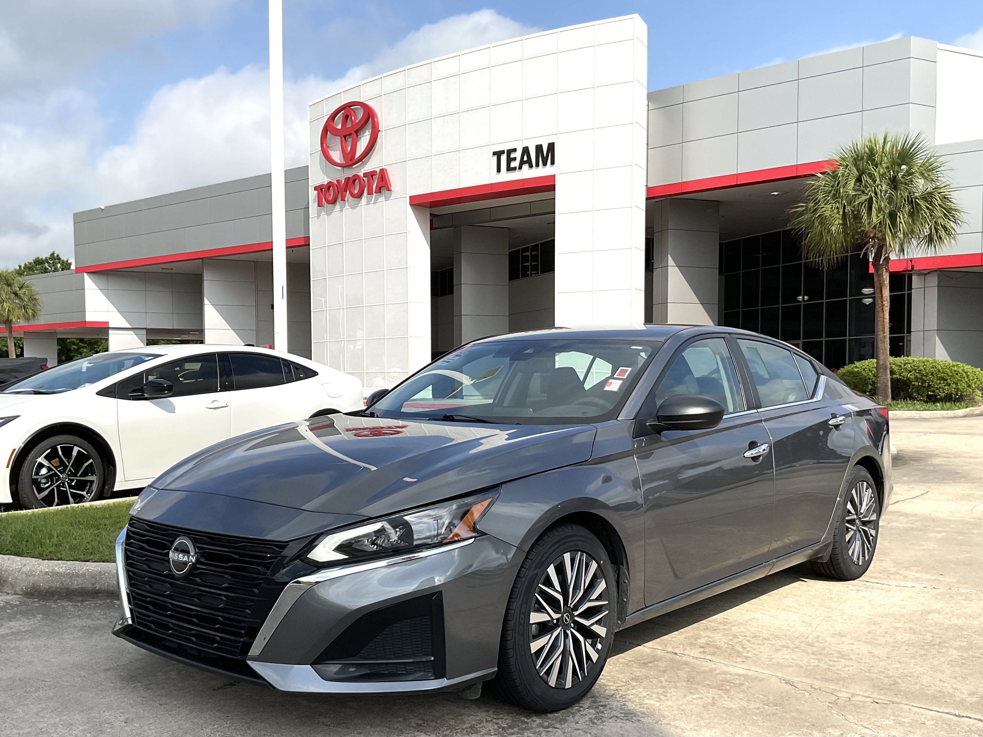 2025 Nissan Altima SV
