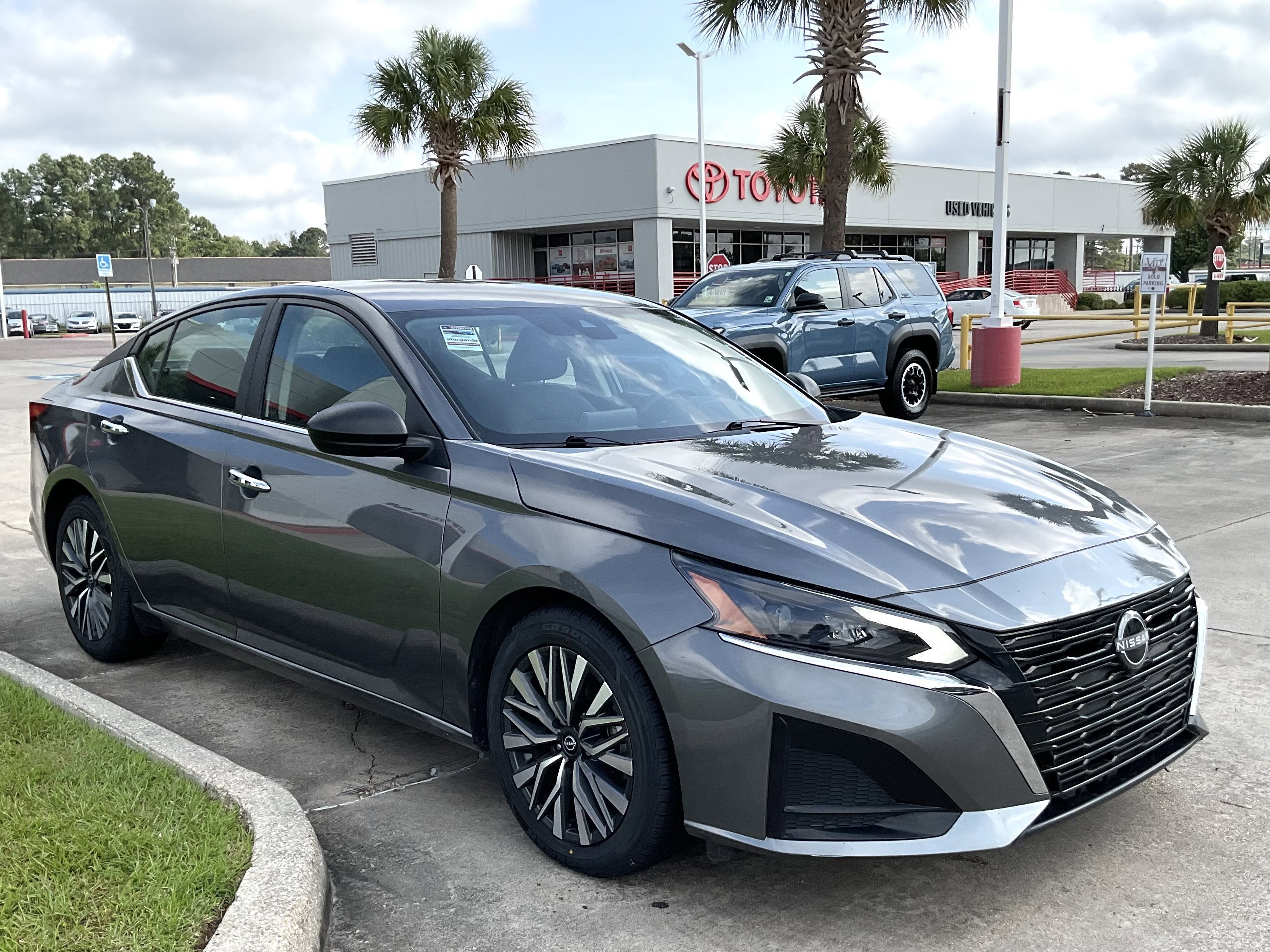 2025 Nissan Altima SV