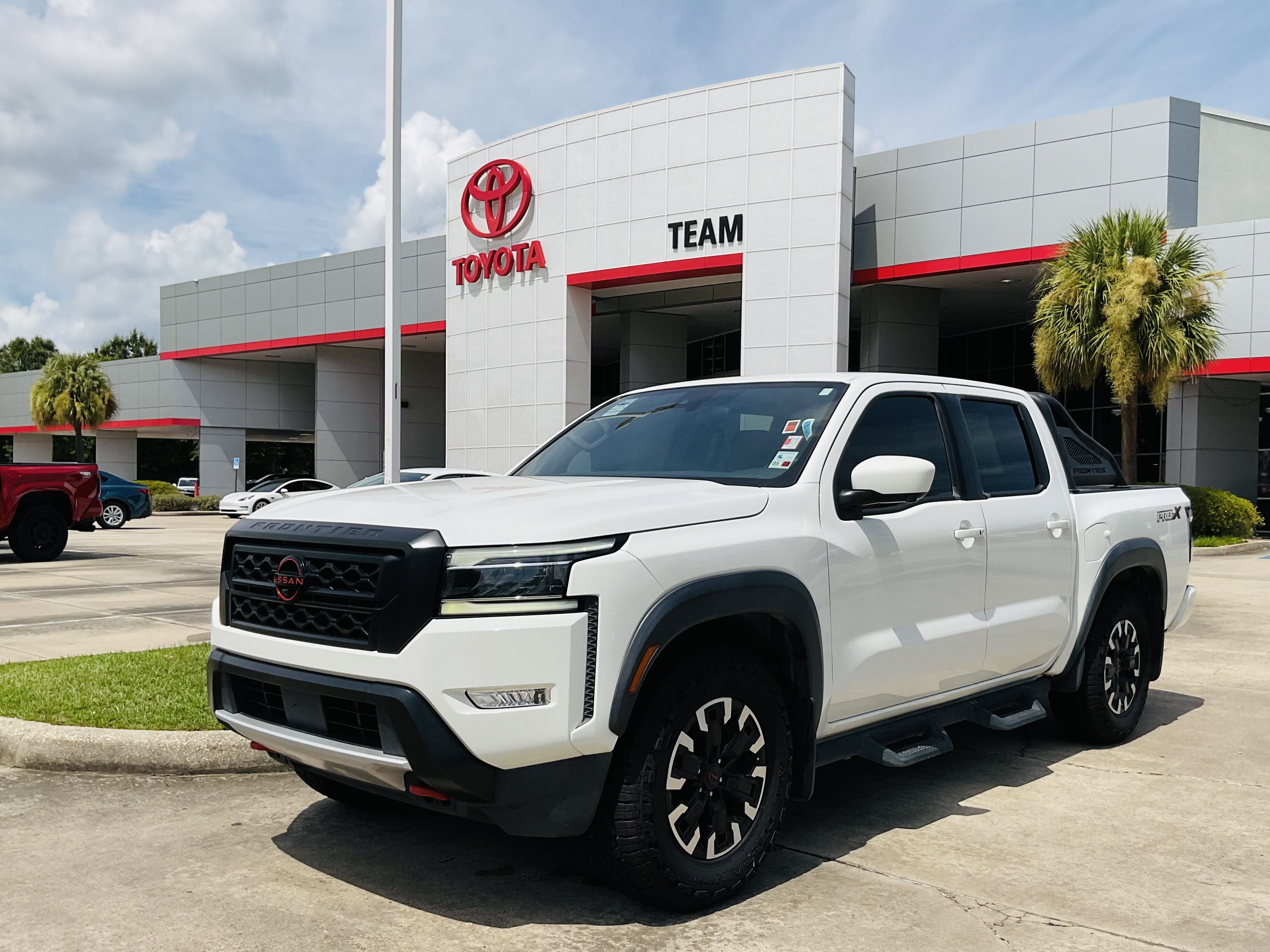 2023 Nissan Frontier PRO-X