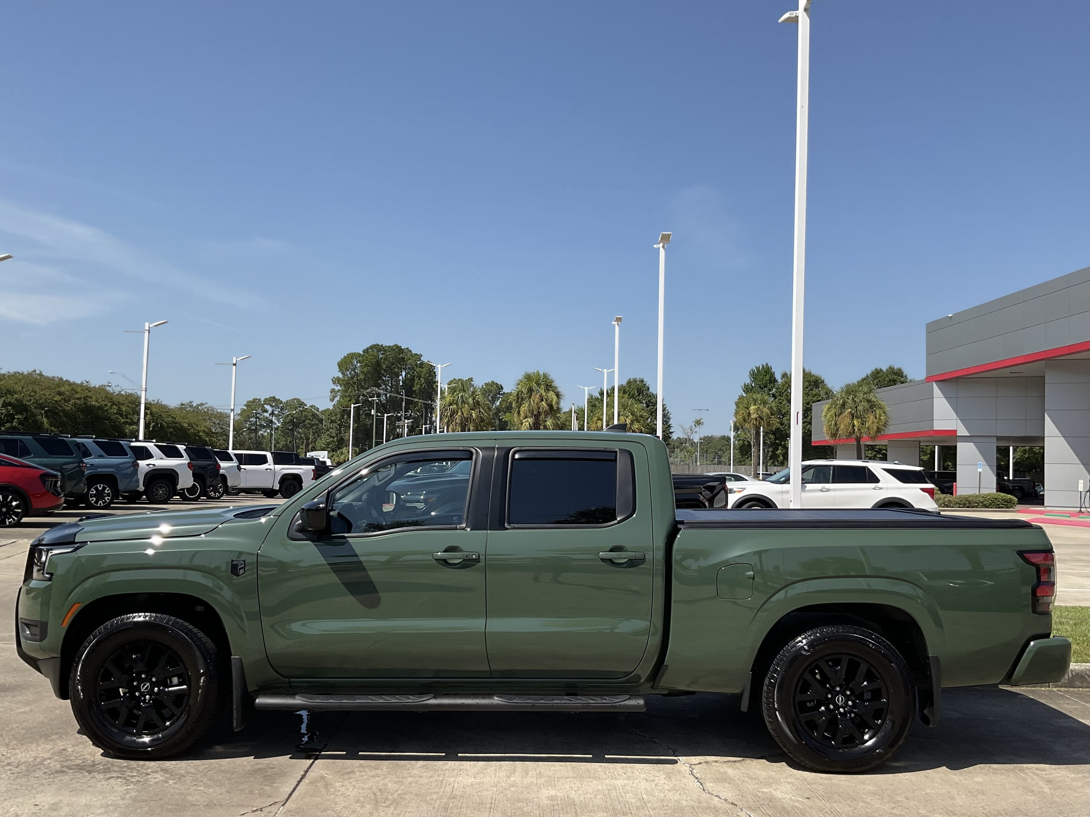 2026 Nissan Frontier SV