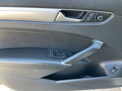 2016 Volkswagen Passat 1.8T S