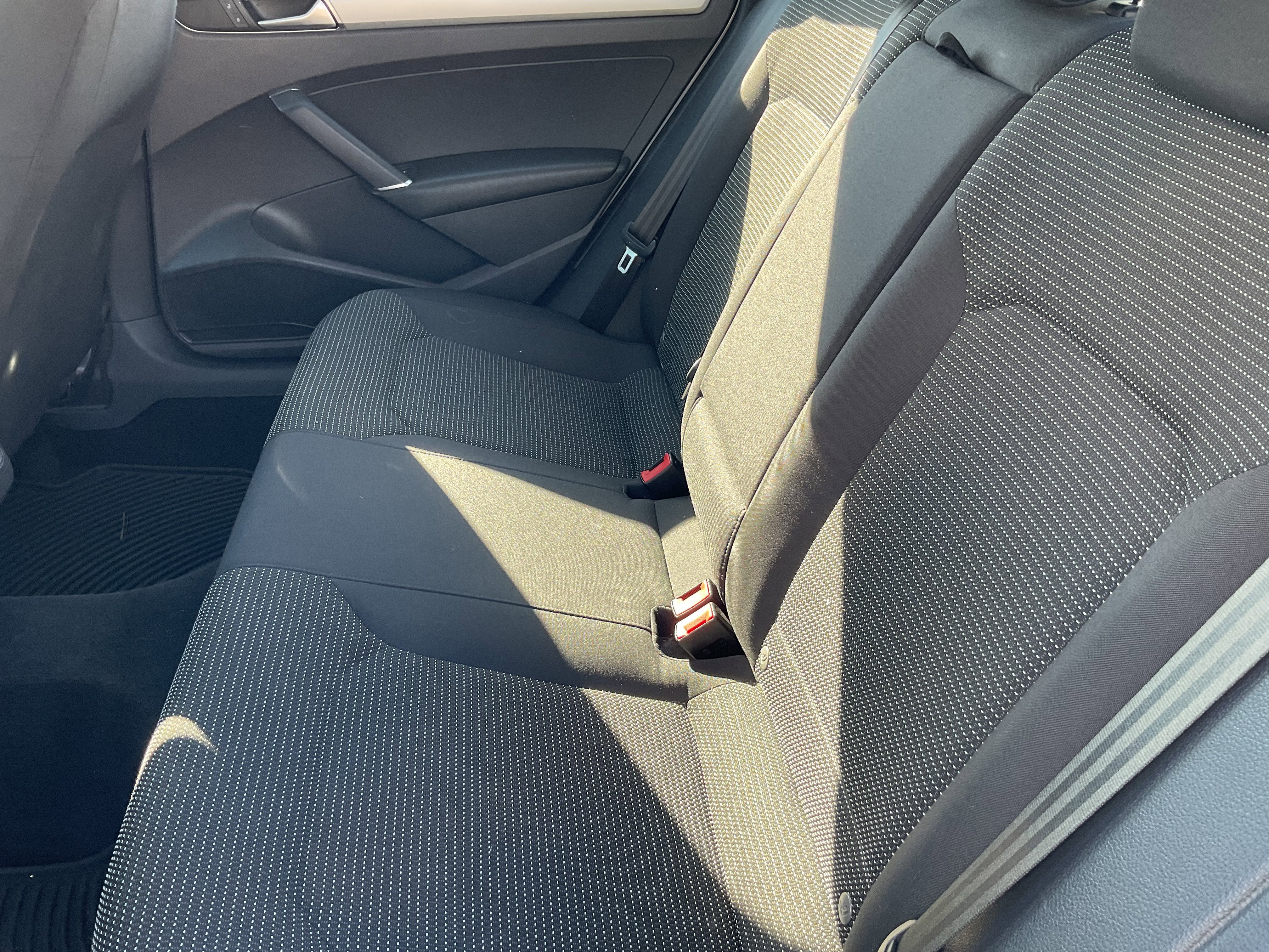 2016 Volkswagen Passat 1.8T S