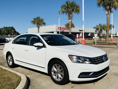 2016 Volkswagen Passat 1.8T S