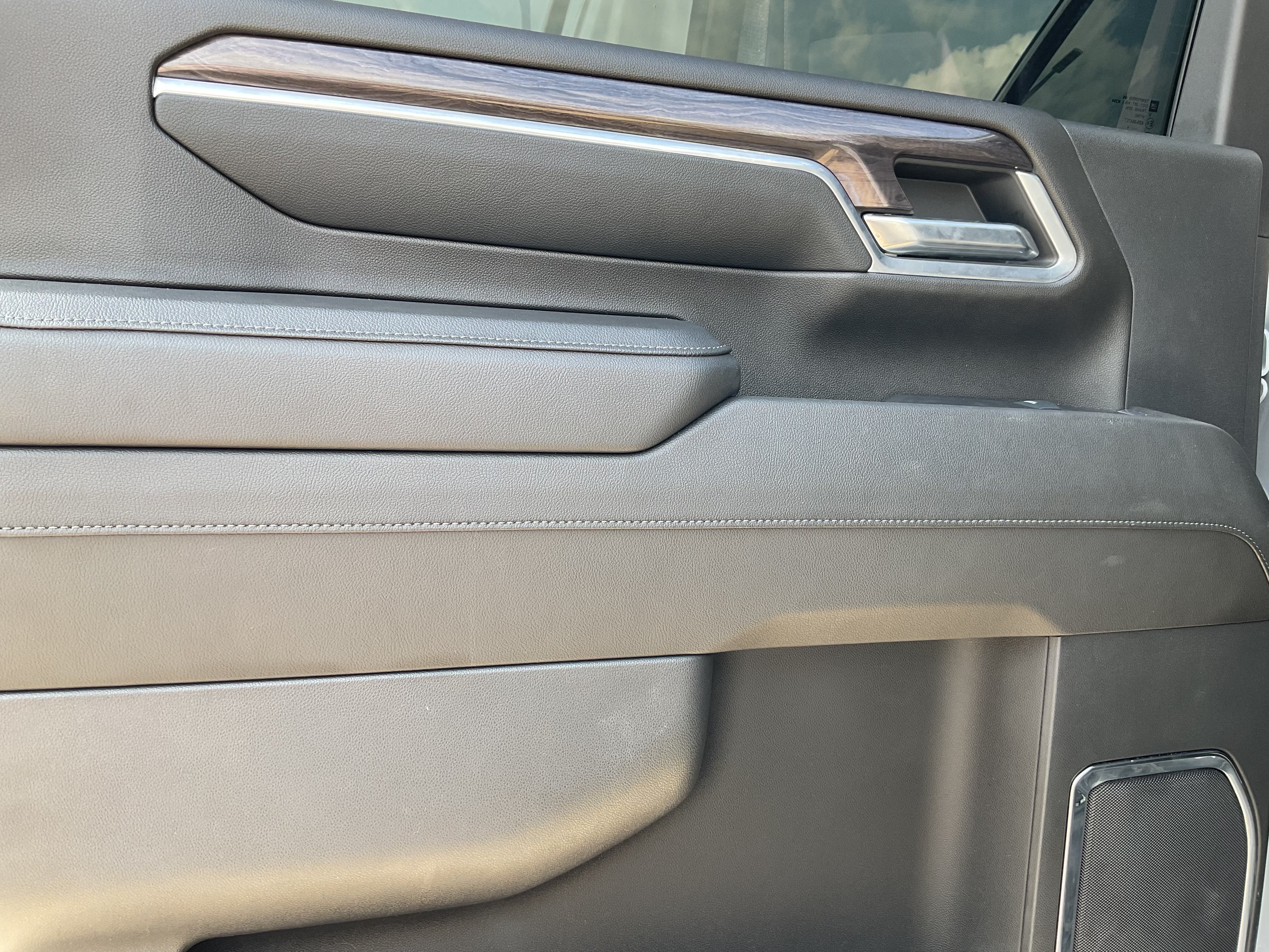 2024 Chevrolet Silverado HD LTZ