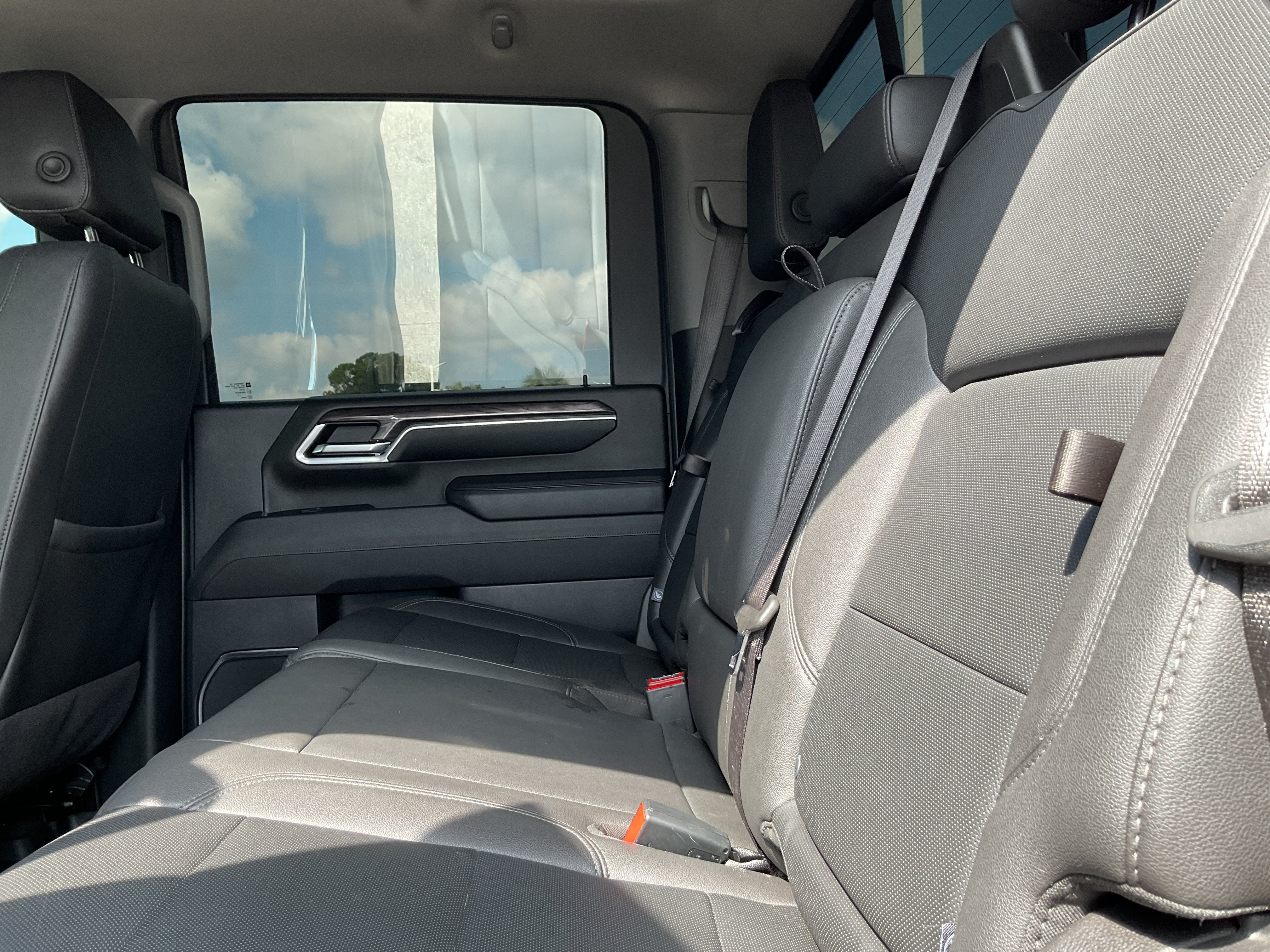 2024 Chevrolet Silverado HD LTZ