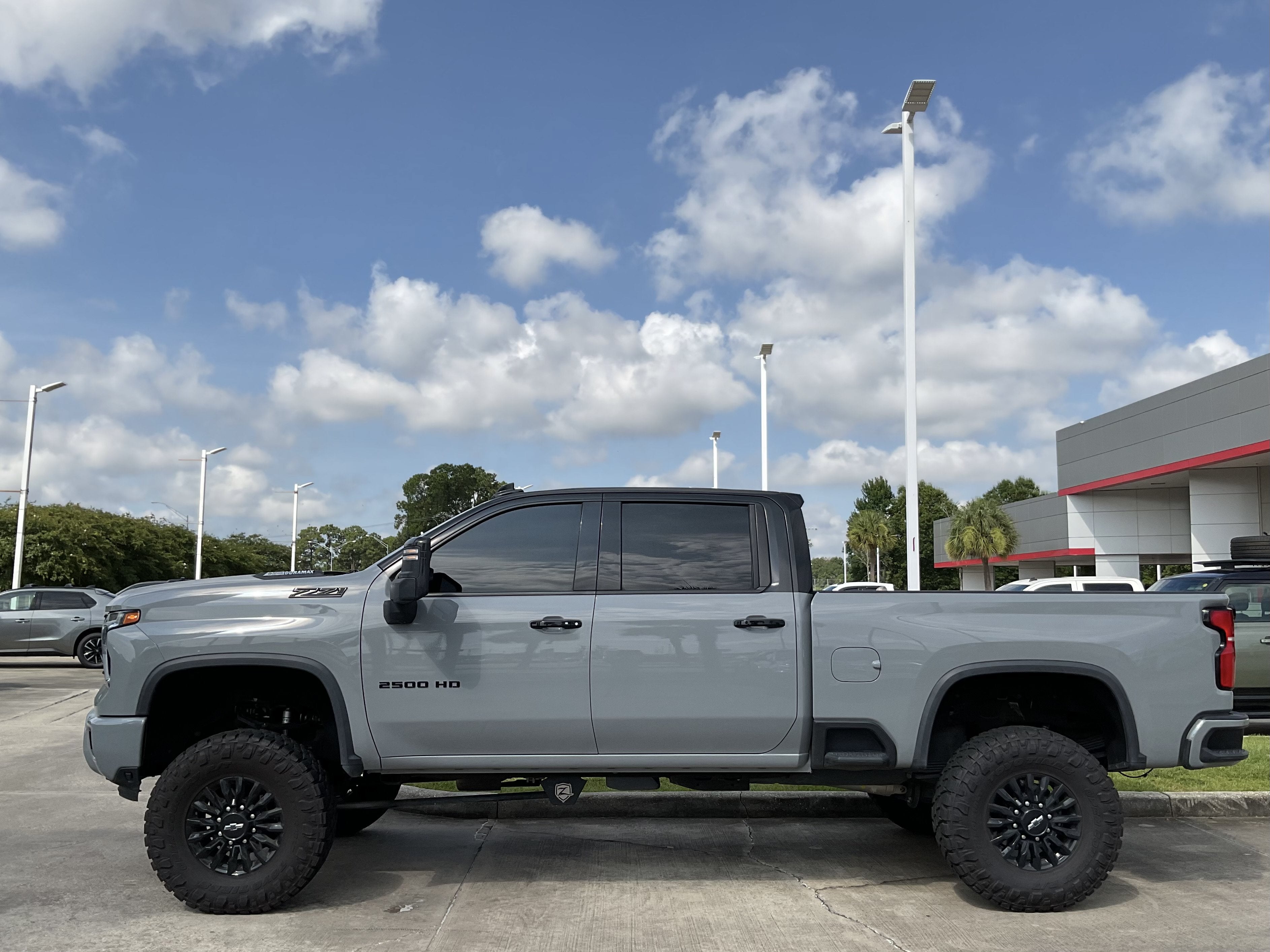 2024 Chevrolet Silverado HD LTZ