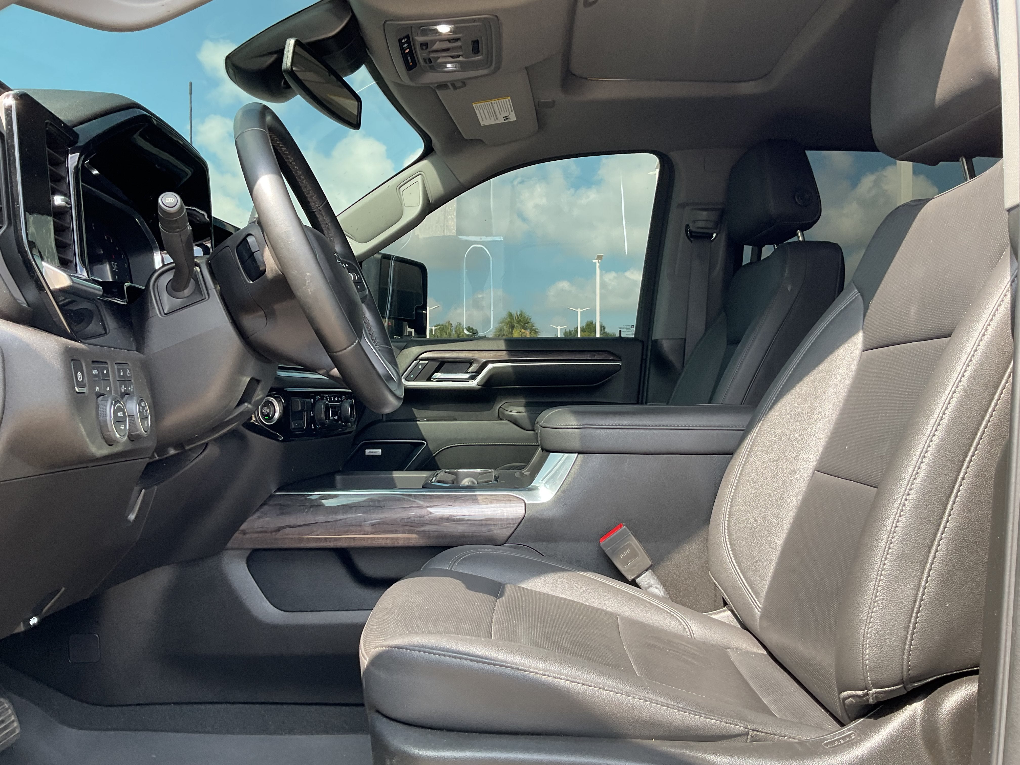 2024 Chevrolet Silverado HD LTZ
