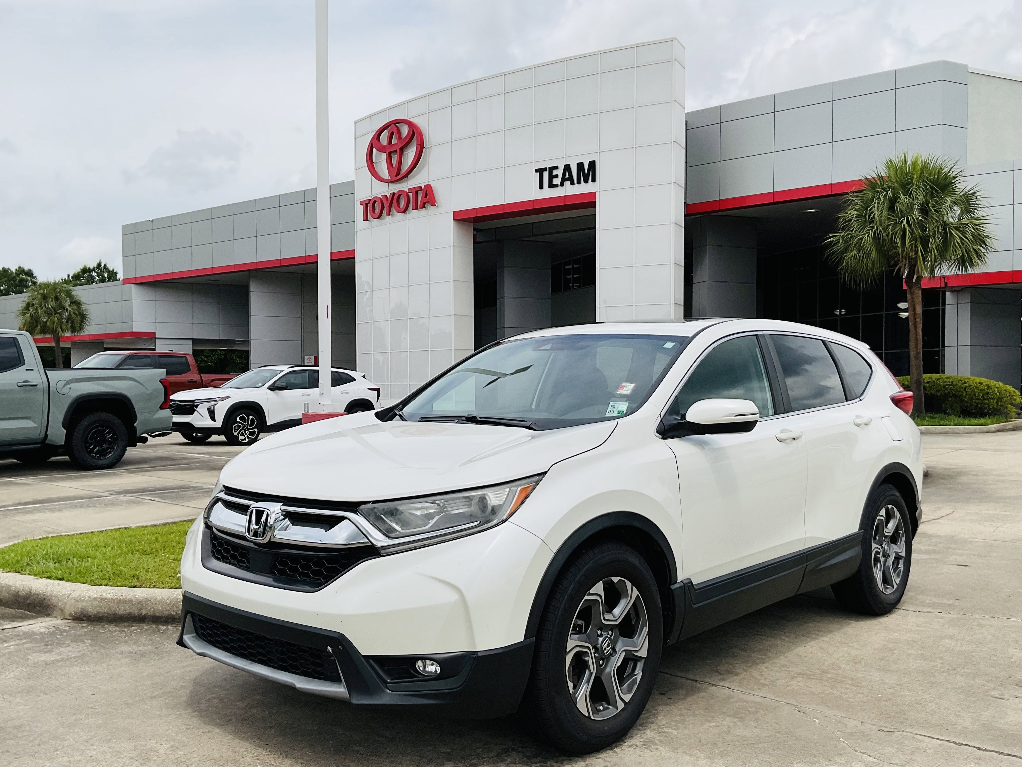 2017 Honda CR-V EX-L 2WD's photo