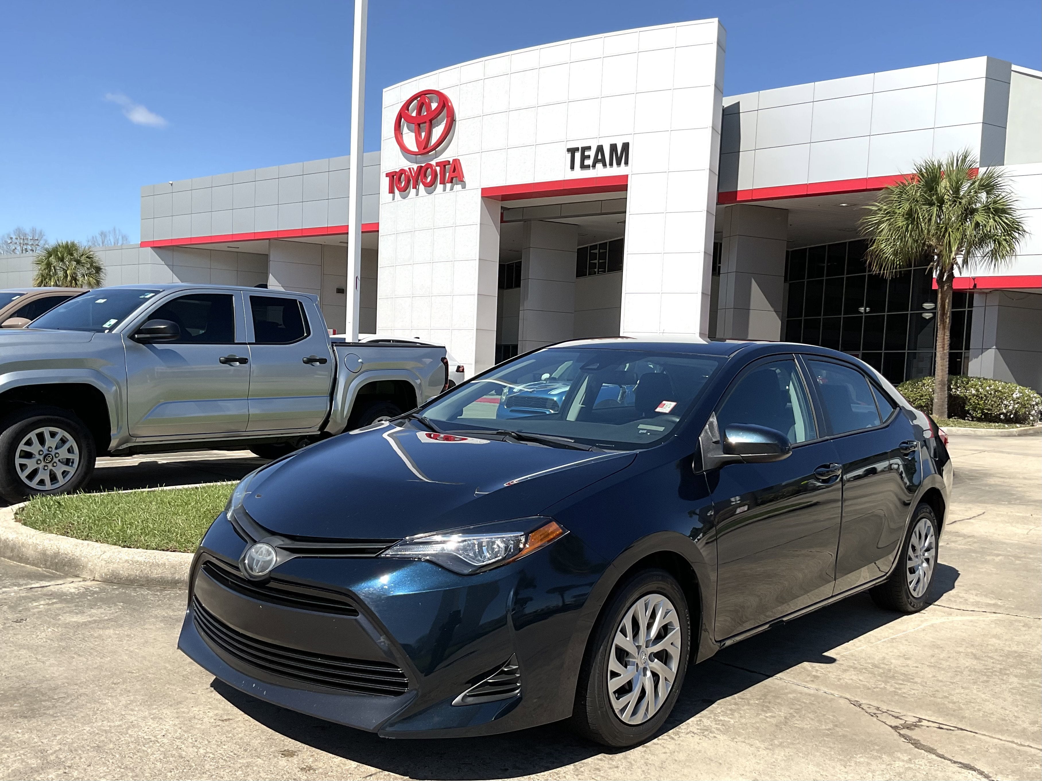 2019 Toyota COROLLA LE