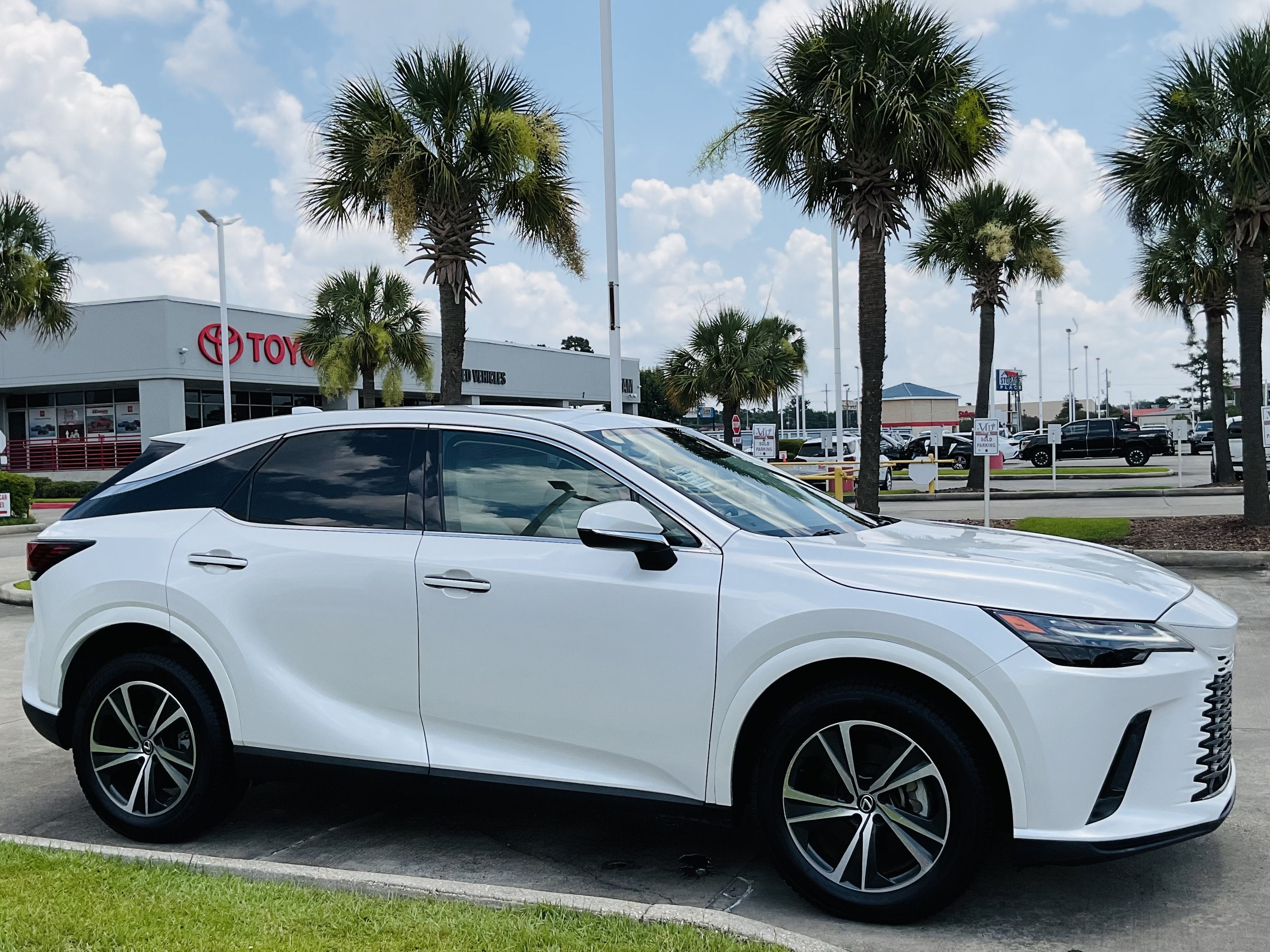 2024 Lexus RX RX 350