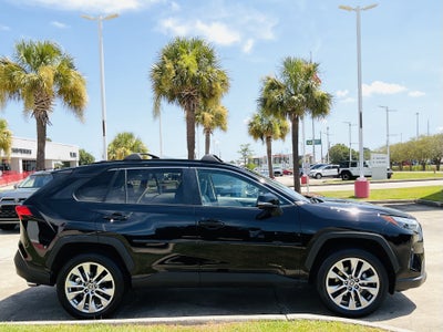 2022 Toyota RAV4 XLE Premium