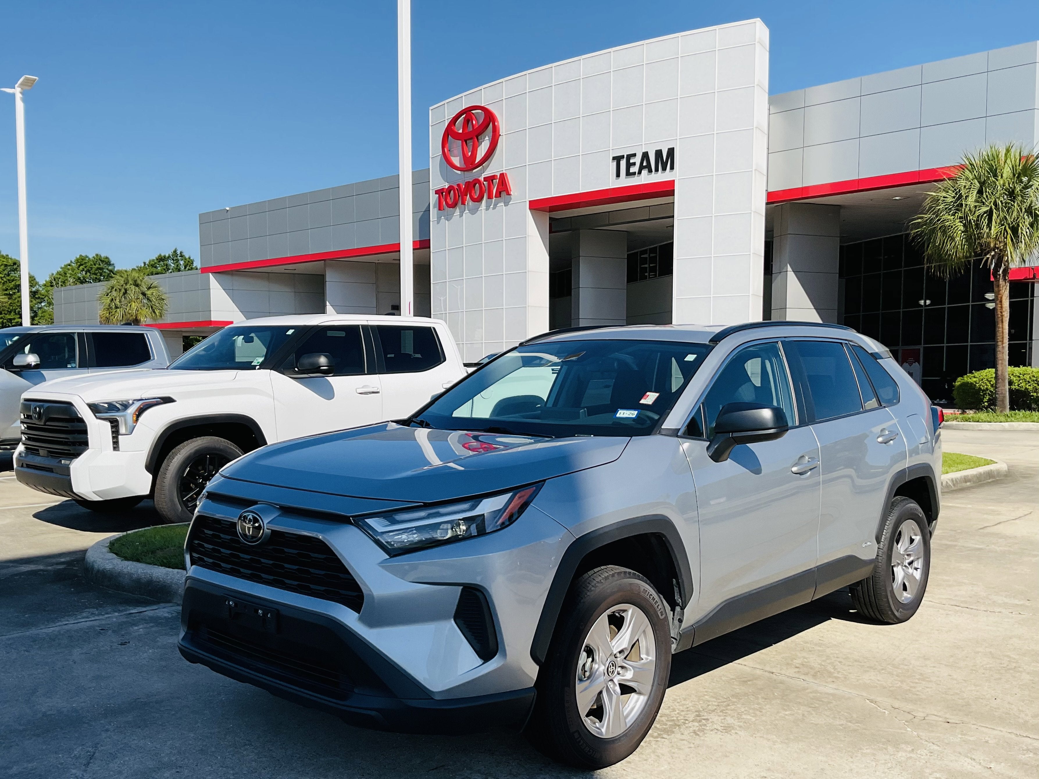 2025 Toyota RAV4 HYBRID Hybrid LE