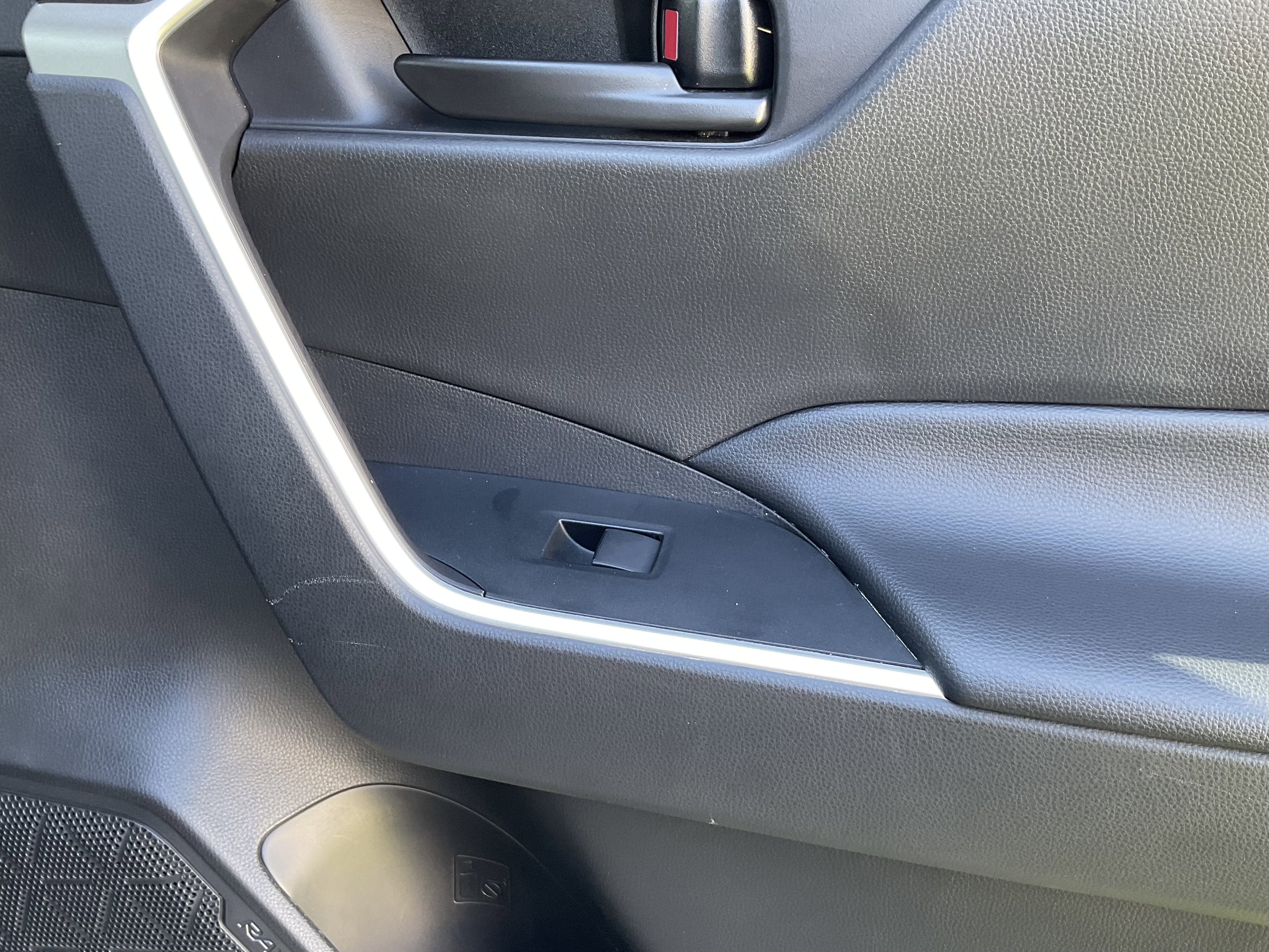 2025 Toyota RAV4 HYBRID Hybrid LE