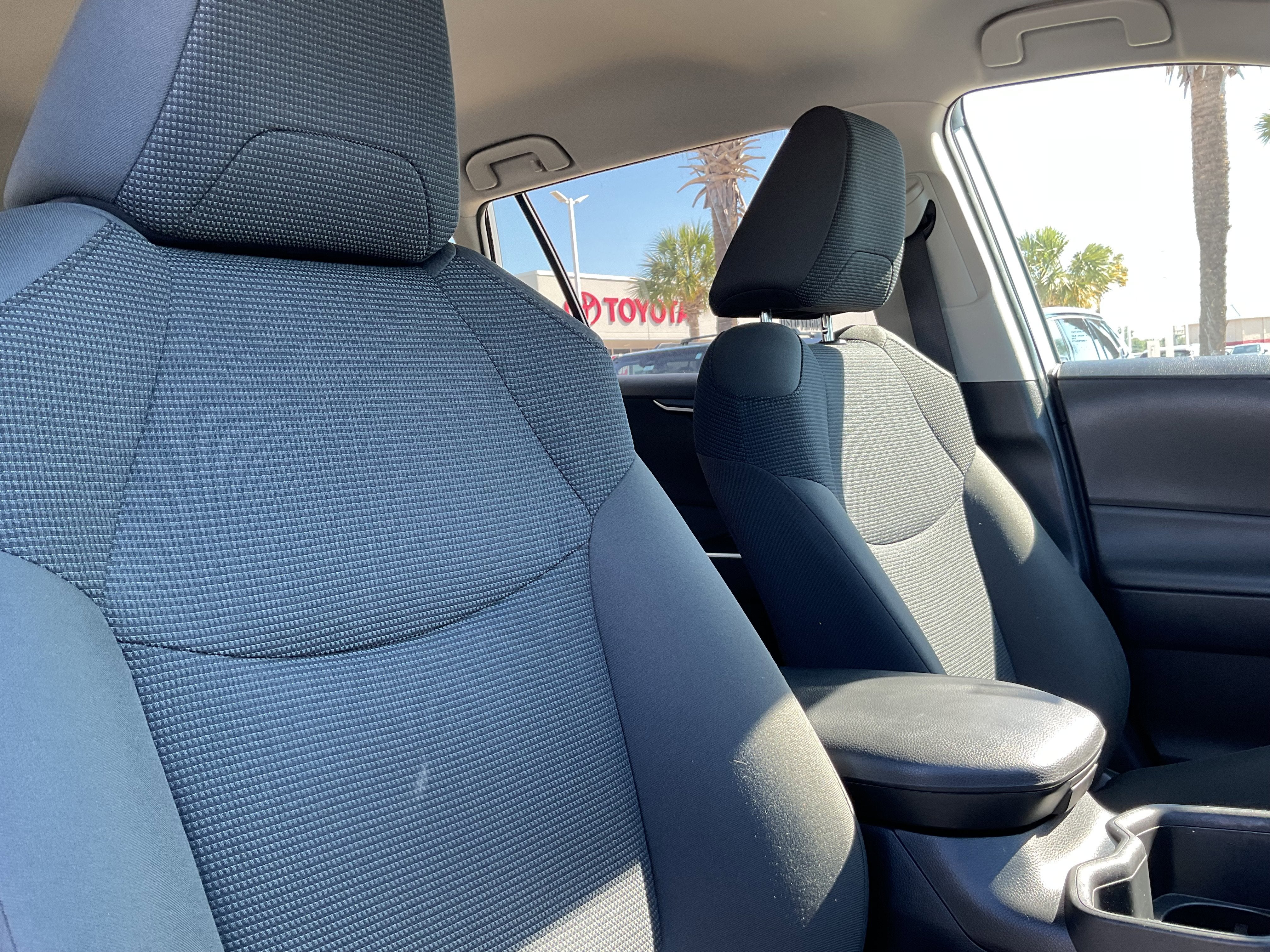 2025 Toyota RAV4 HYBRID Hybrid LE